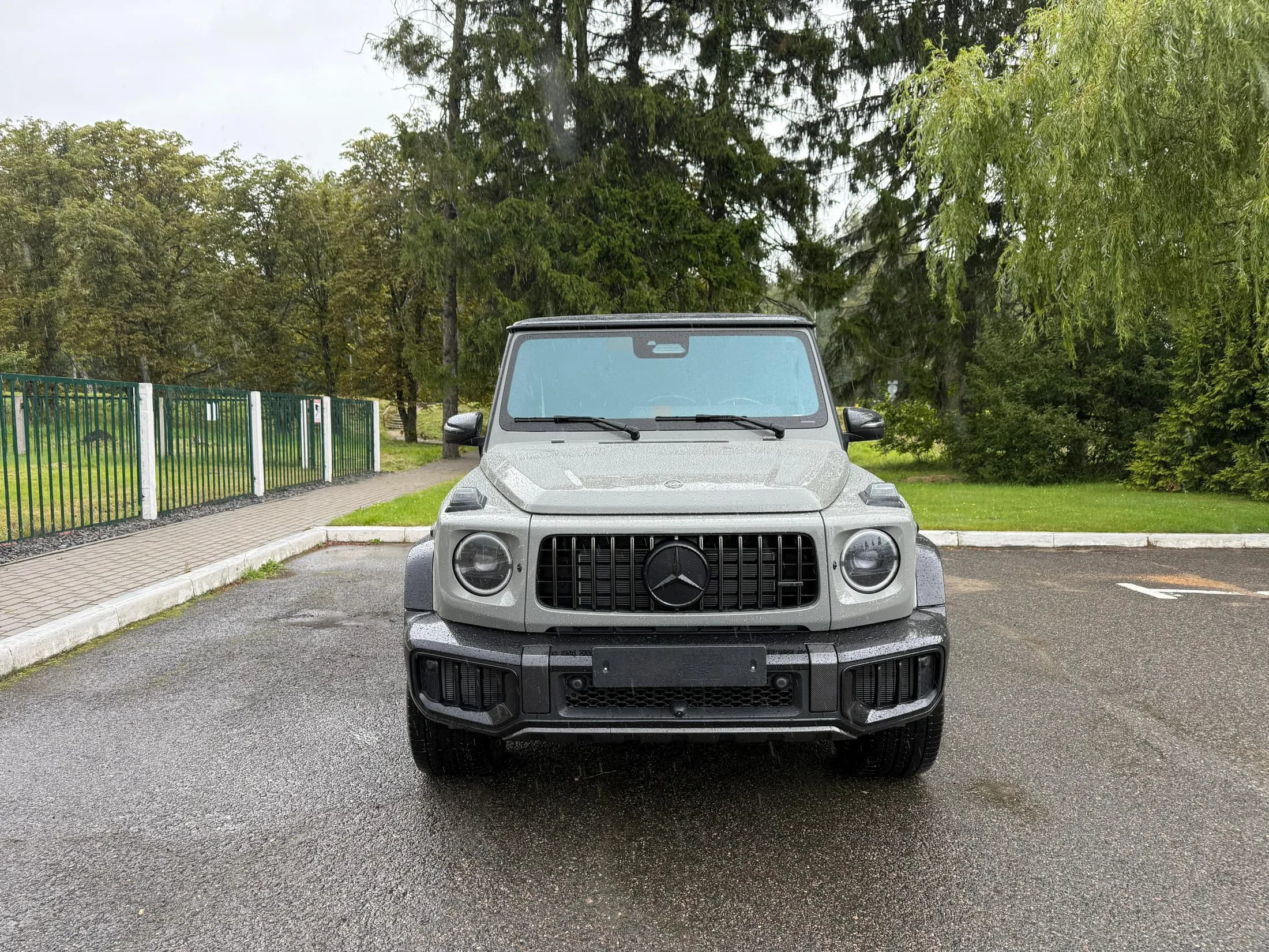 Mercedes-Benz G63 AMG 2026 - фото 3