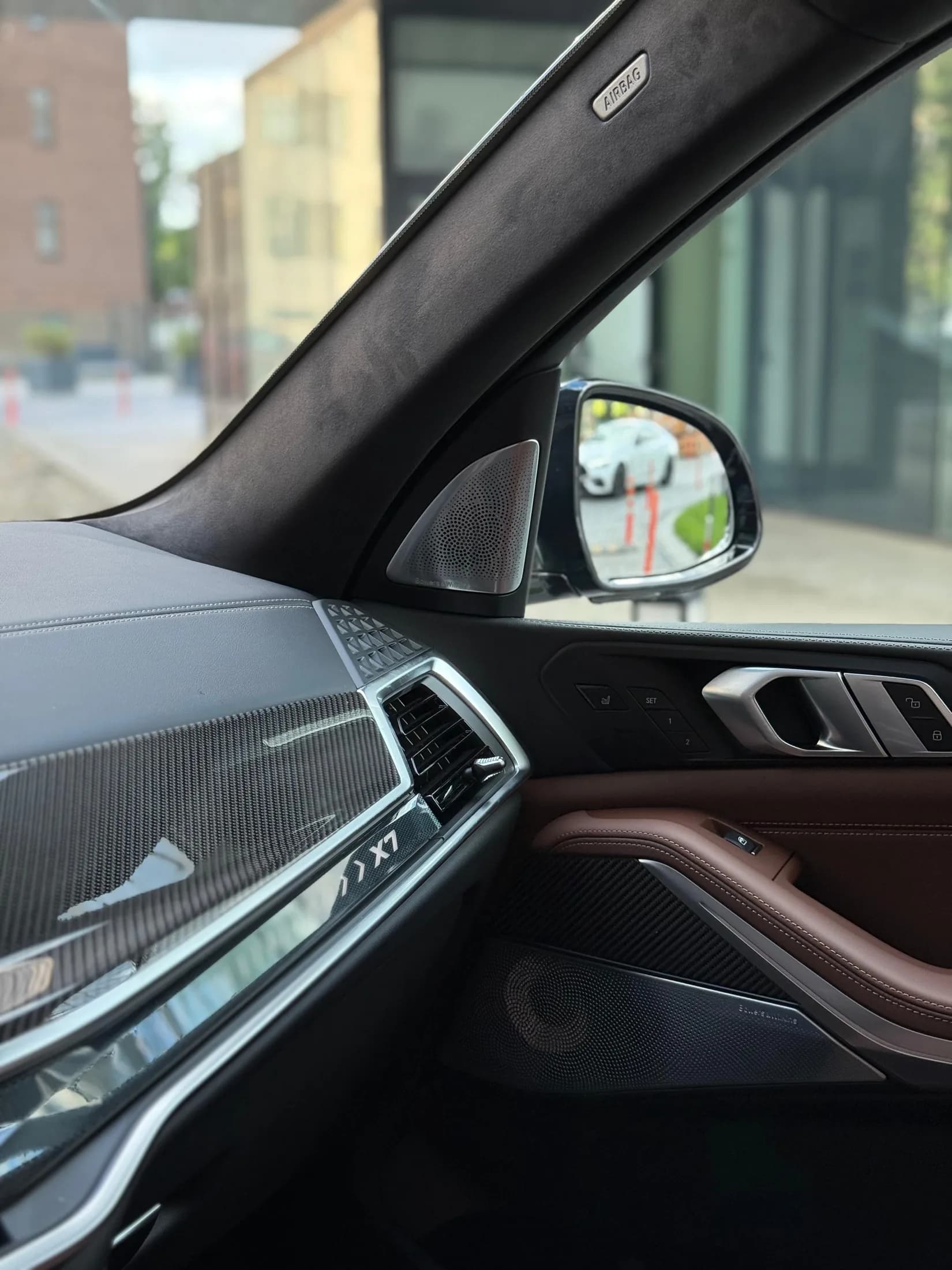 BMW X7 40d 2026 - фото 19