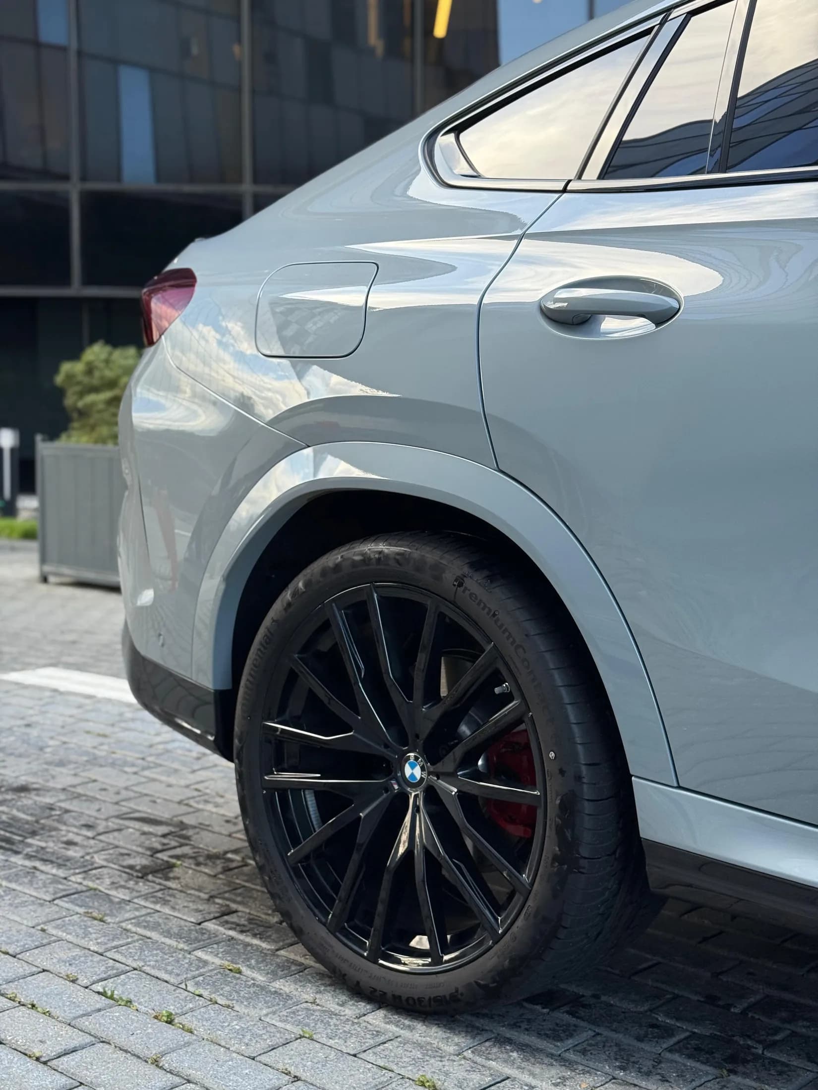 BMW X6 40d 2024 - фото 2