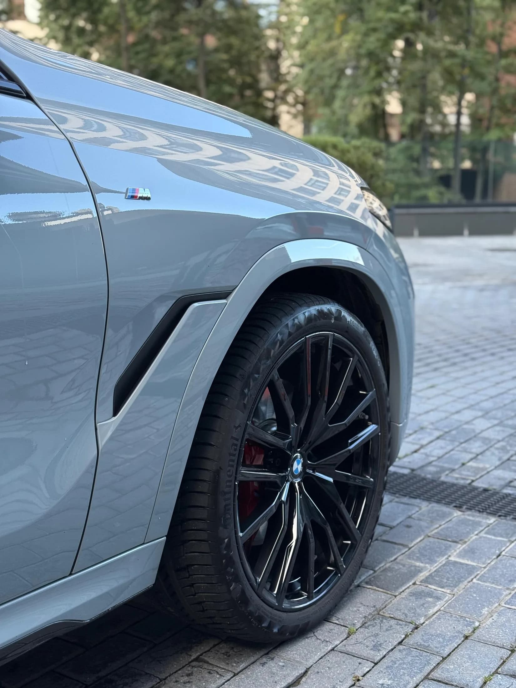 BMW X6 40d 2024 - фото 3