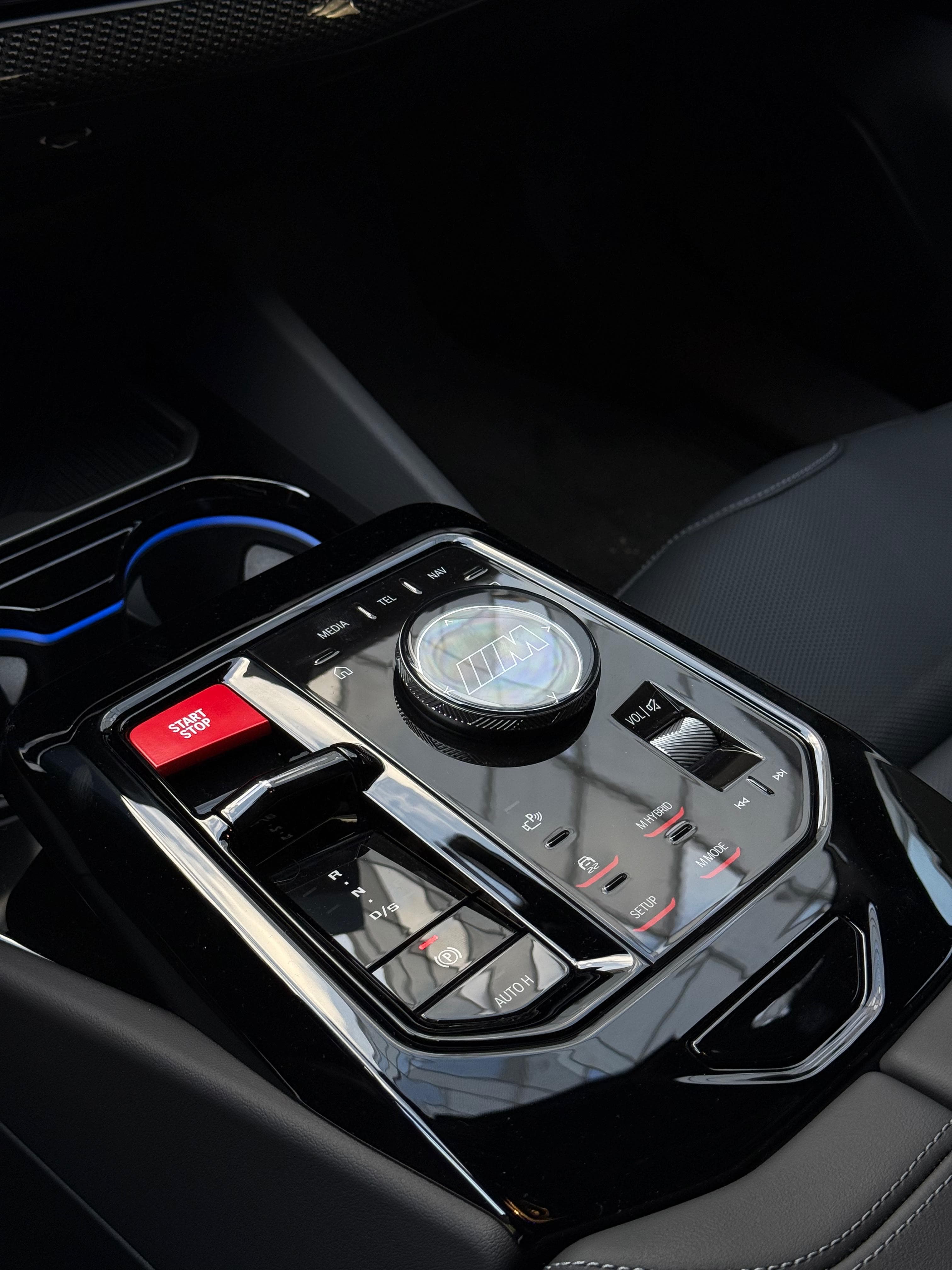 BMW M5 G90 2025 - фото 15