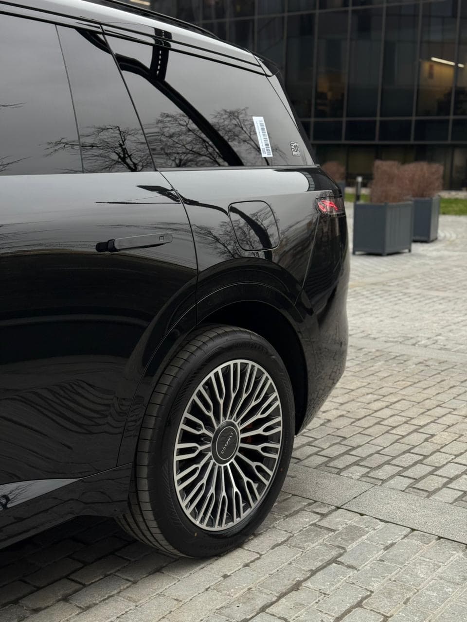 Lynk & Co 900 Ultra 2026 - фото 2
