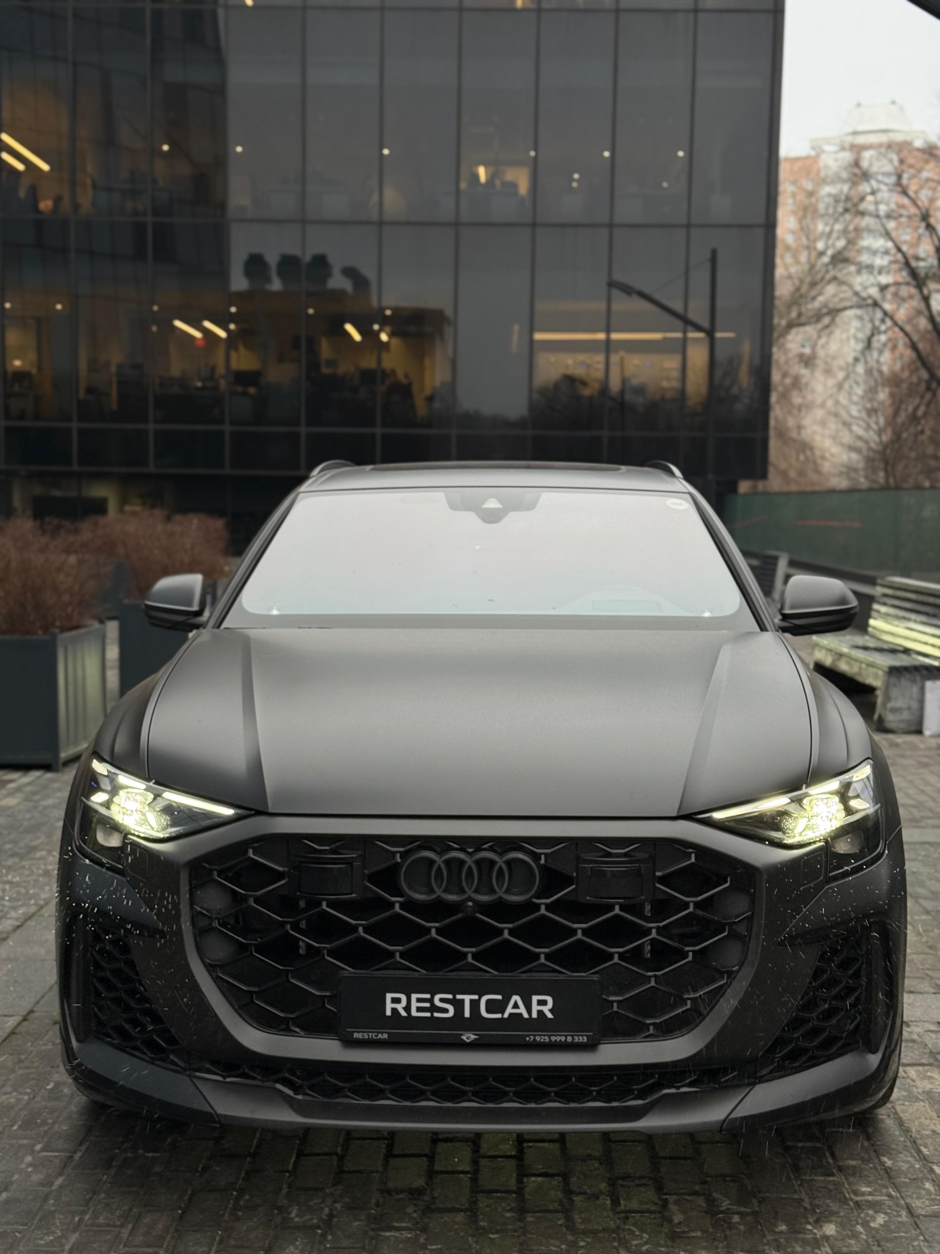 Audi RS Q8 2025 - фото 3