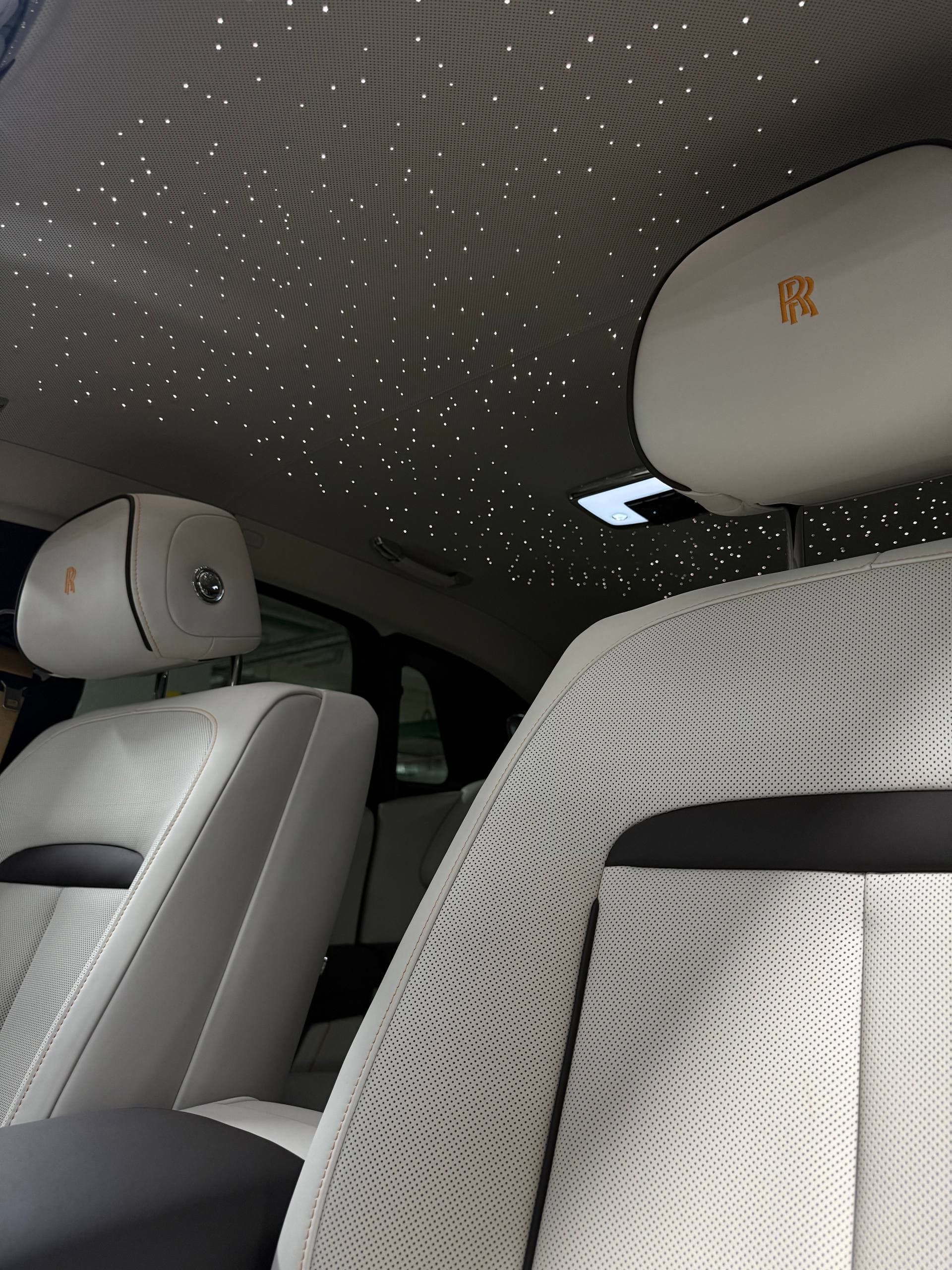 Rolls-Royce Ghost 2026 - фото 17