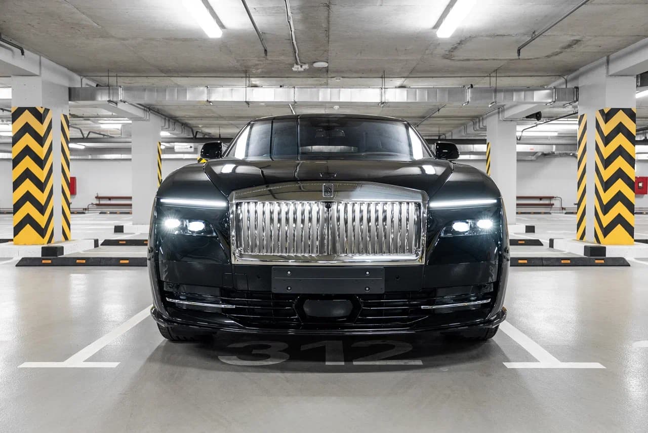 Rolls-Royce Spectre 2024 - фото 3