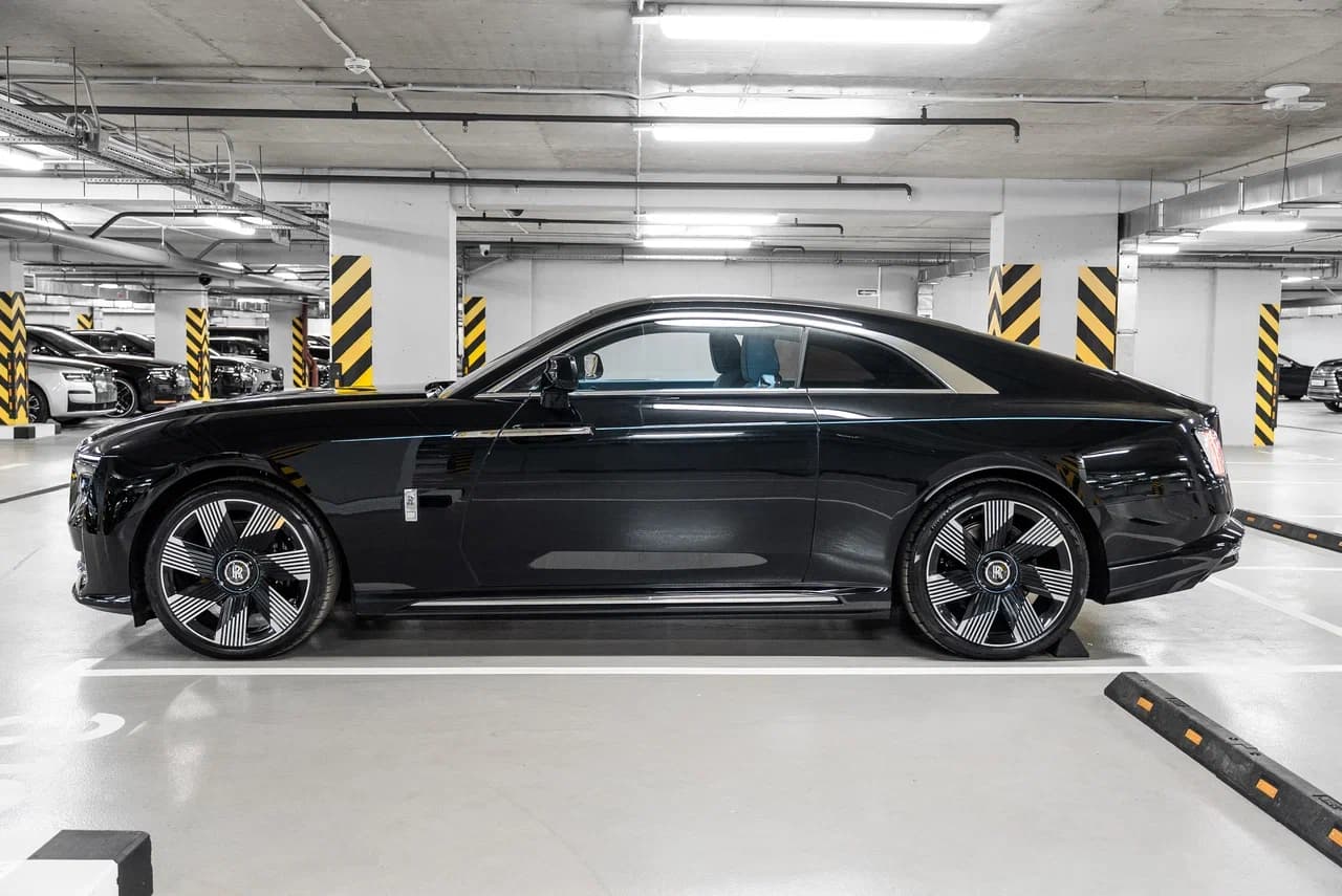 Rolls-Royce Spectre 2024 - фото 5