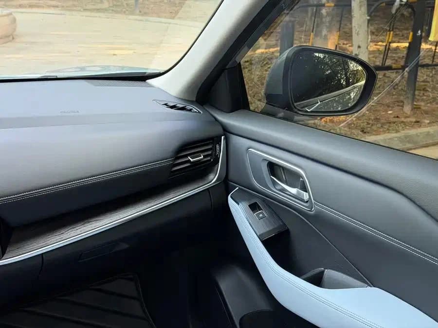 NISSAN X-TRAIL 2026 - фото 13