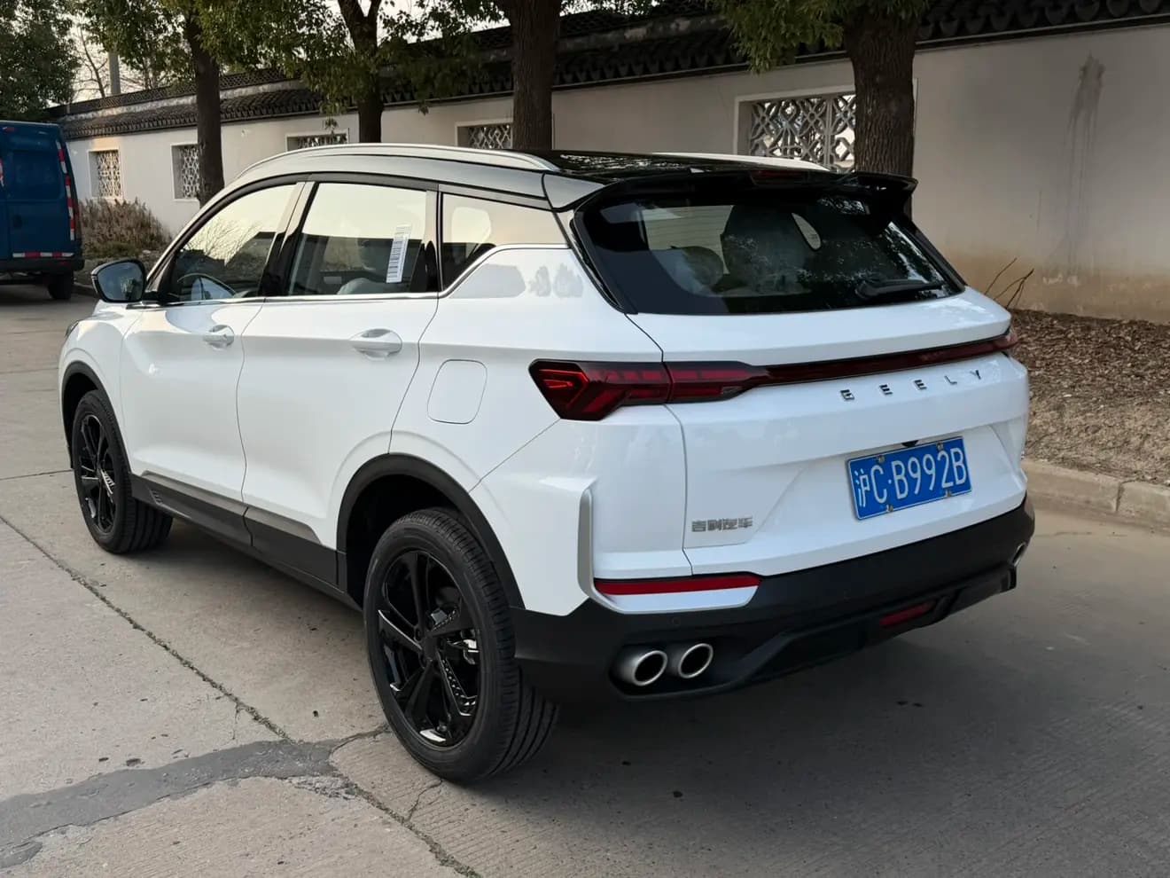 GEELY COOLRAY 2026 - фото 3