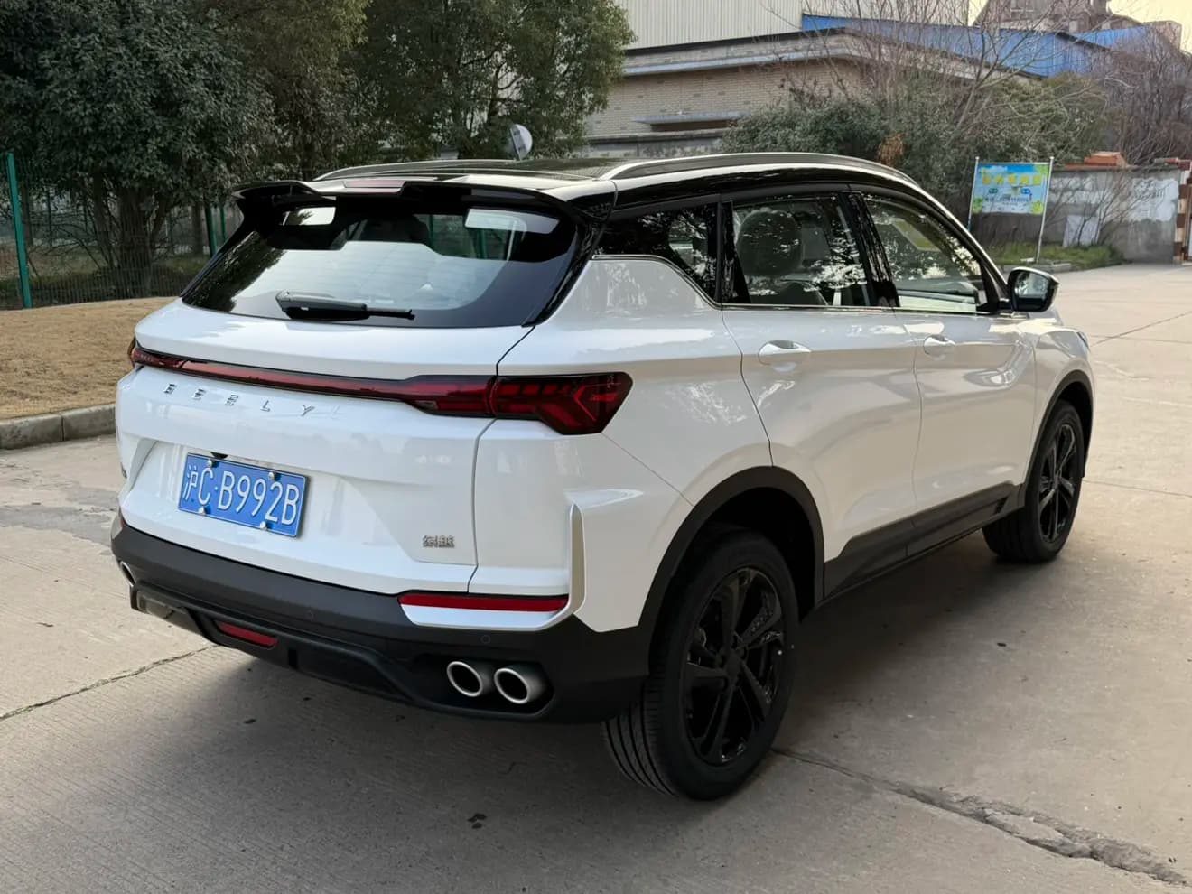 GEELY COOLRAY 2026 - фото 5