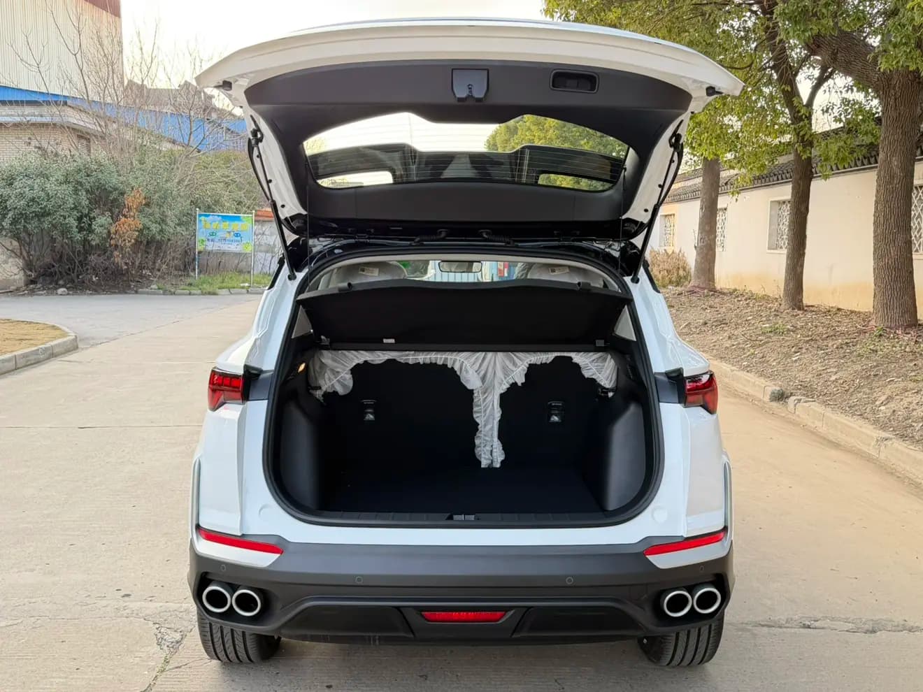 GEELY COOLRAY 2026 - фото 7