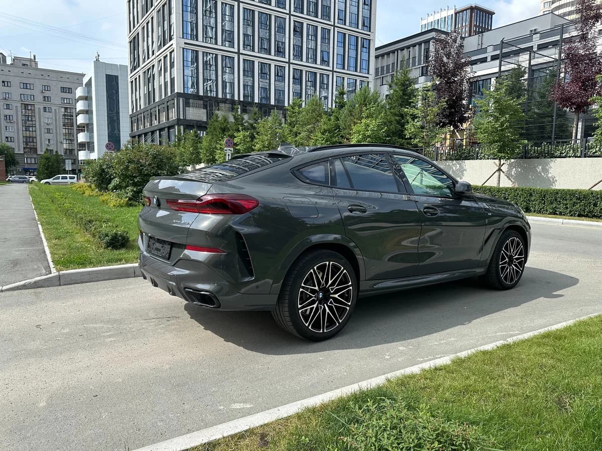 BMW Х6 40d III 2022 - фото 3