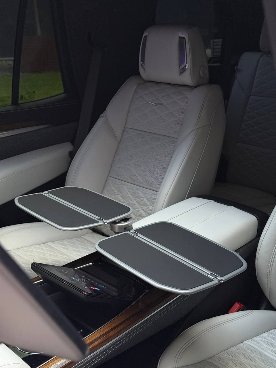 Cadillac Escalade 2025 - фото 25
