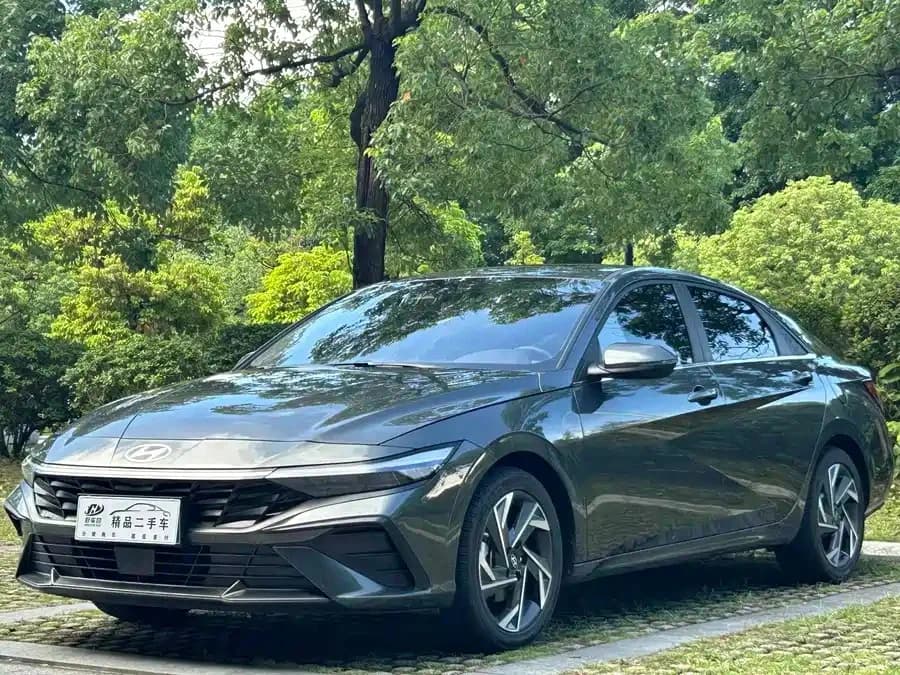 HYUNDAI ELANTRA VII (CN7) RESRYLING 2026