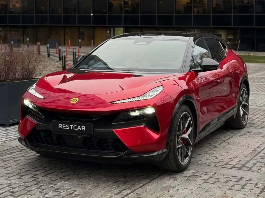 Lotus Eletre R + 2023