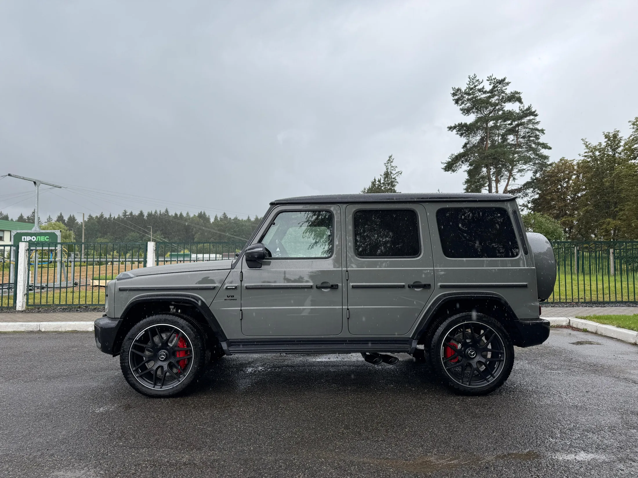 Mercedes-Benz G63 AMG 2026 - фото 2