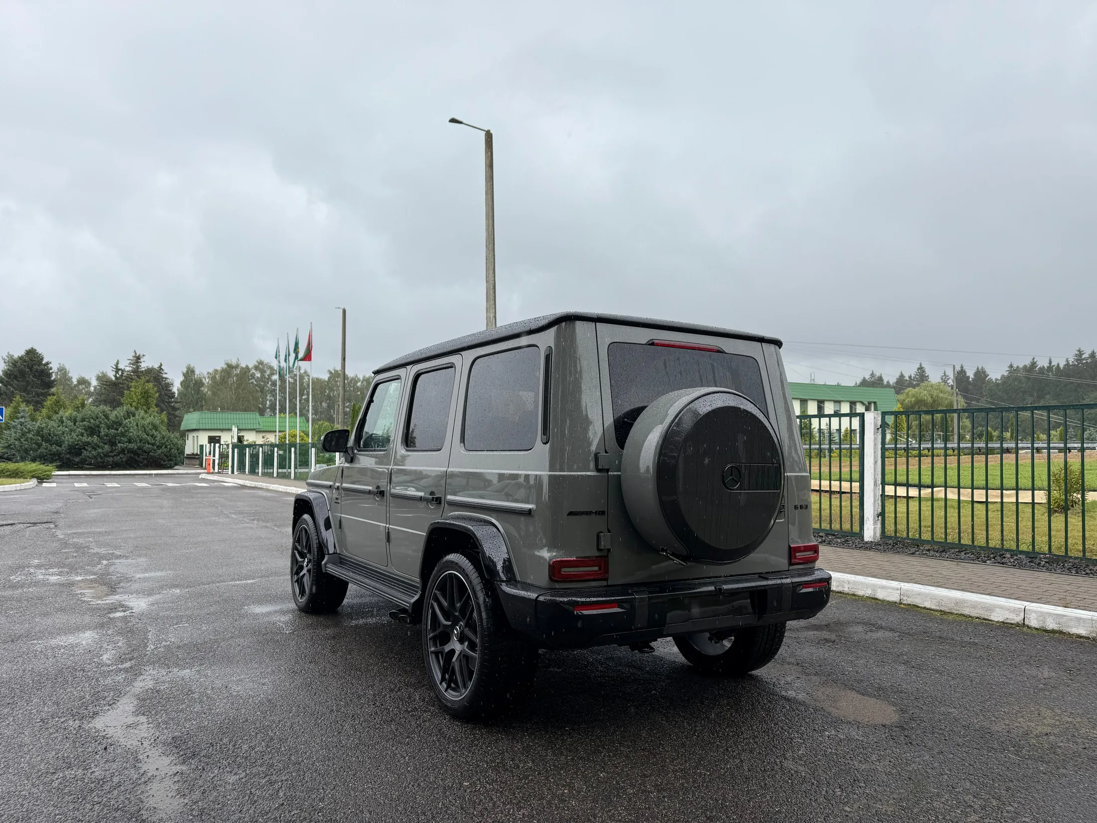 Mercedes-Benz G63 AMG 2026 - фото 4