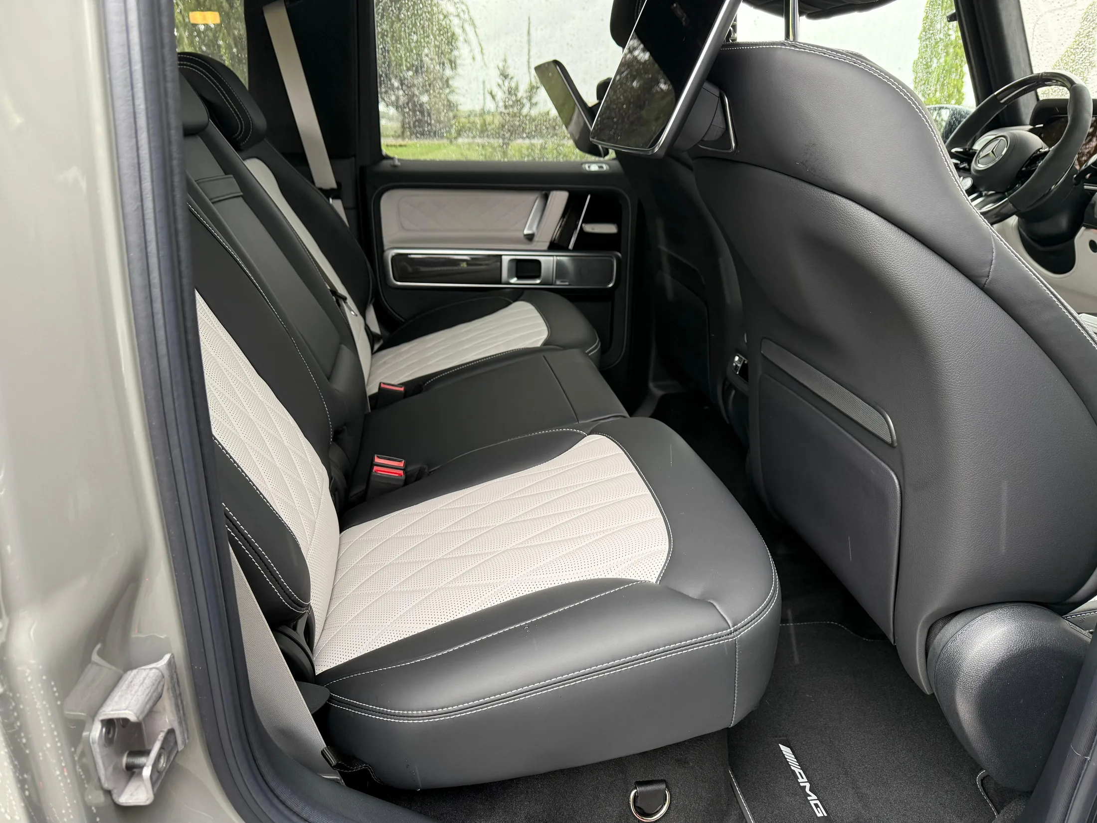 Mercedes-Benz G63 AMG 2026 - фото 13