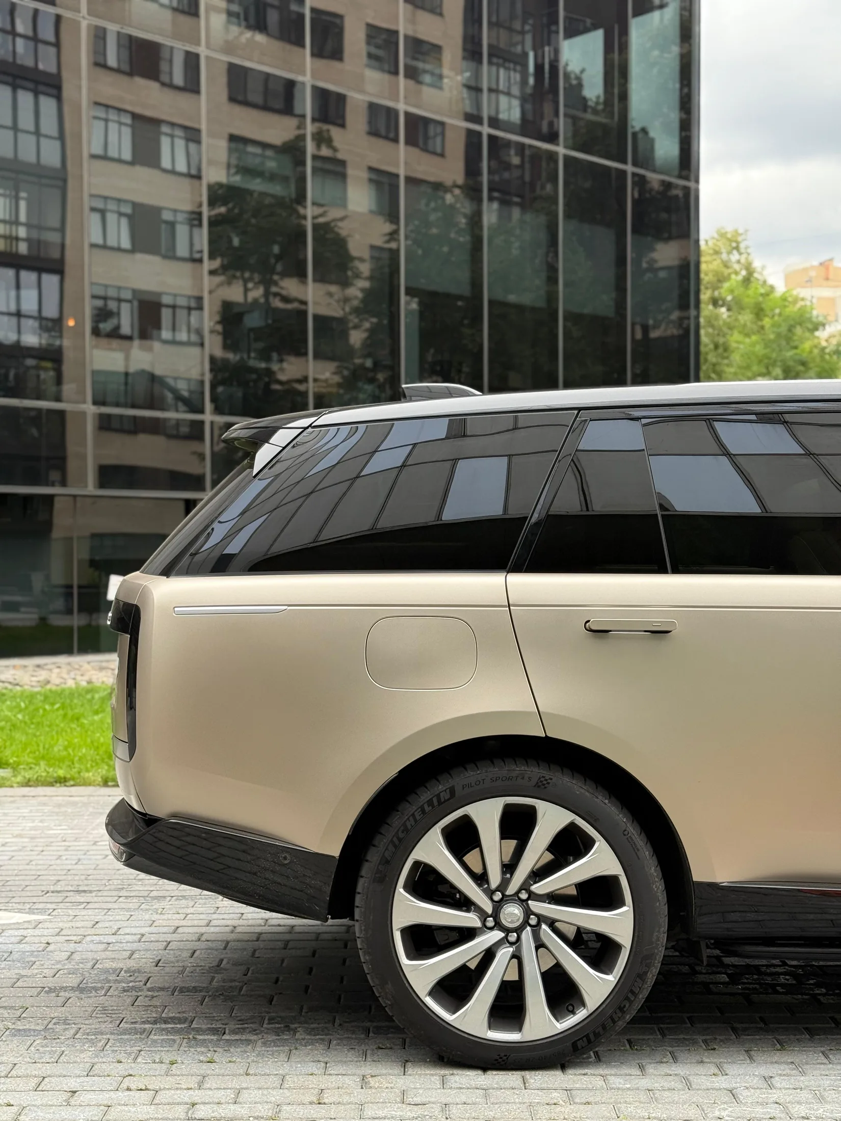 Range Rover P530 SV LONG 2024 - фото 5