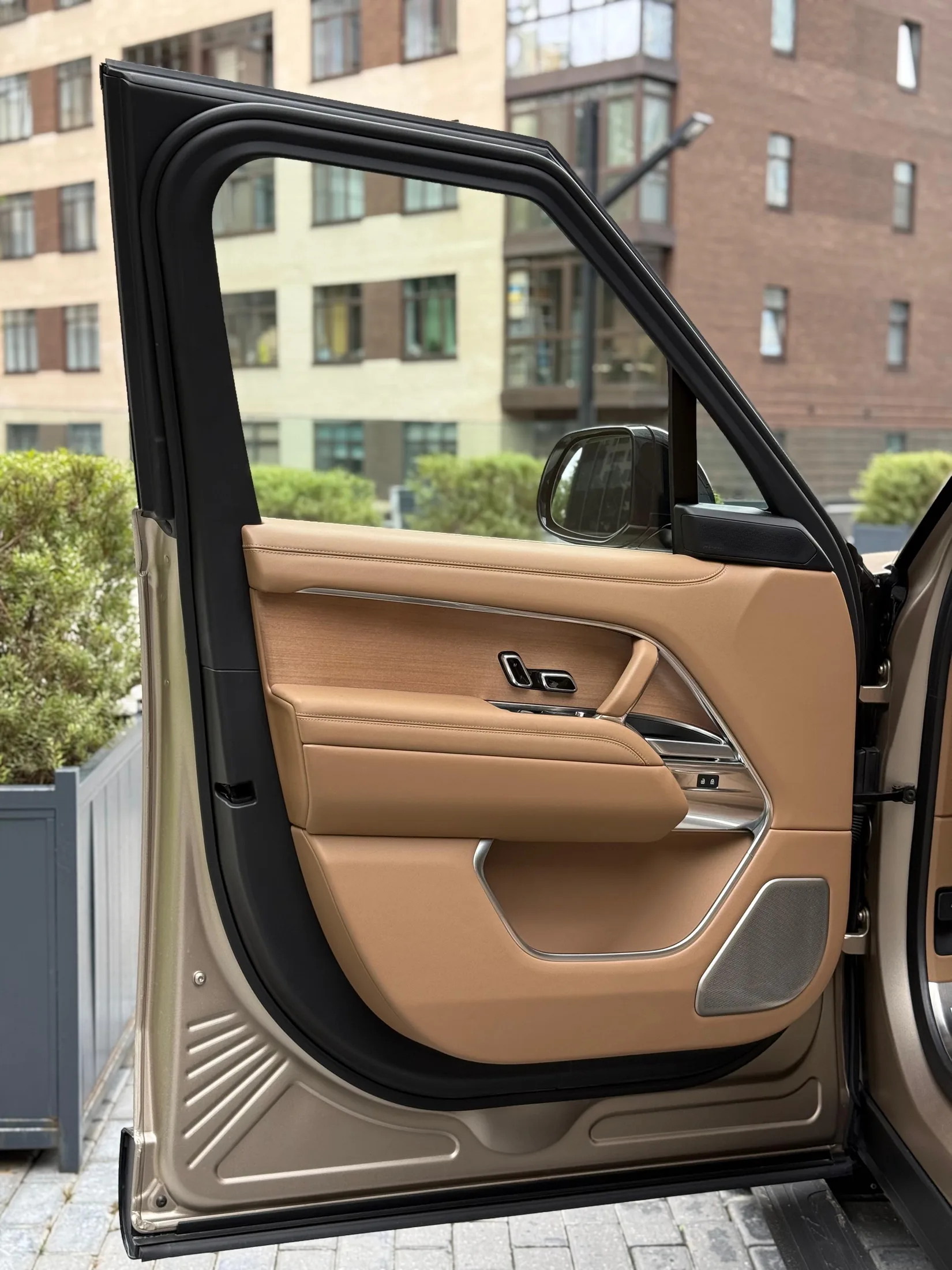 Range Rover P530 SV LONG 2024 - фото 13