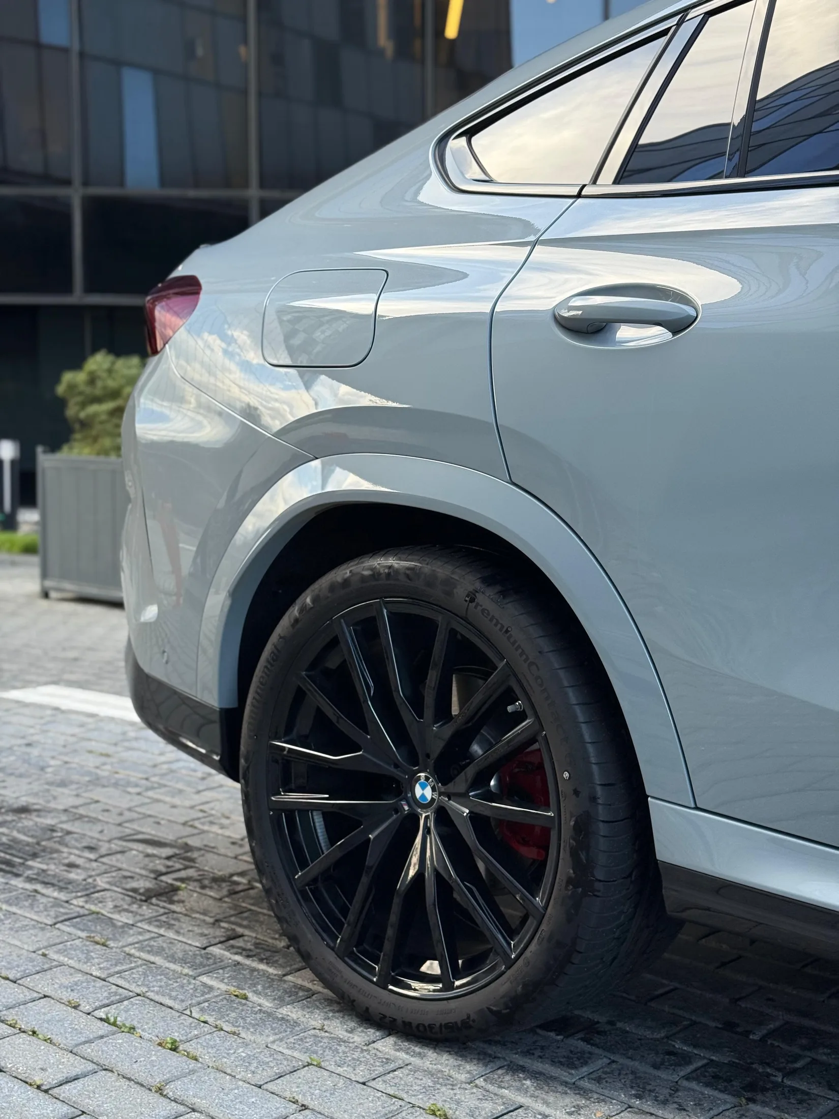 BMW X6 40d 2024 - фото 2