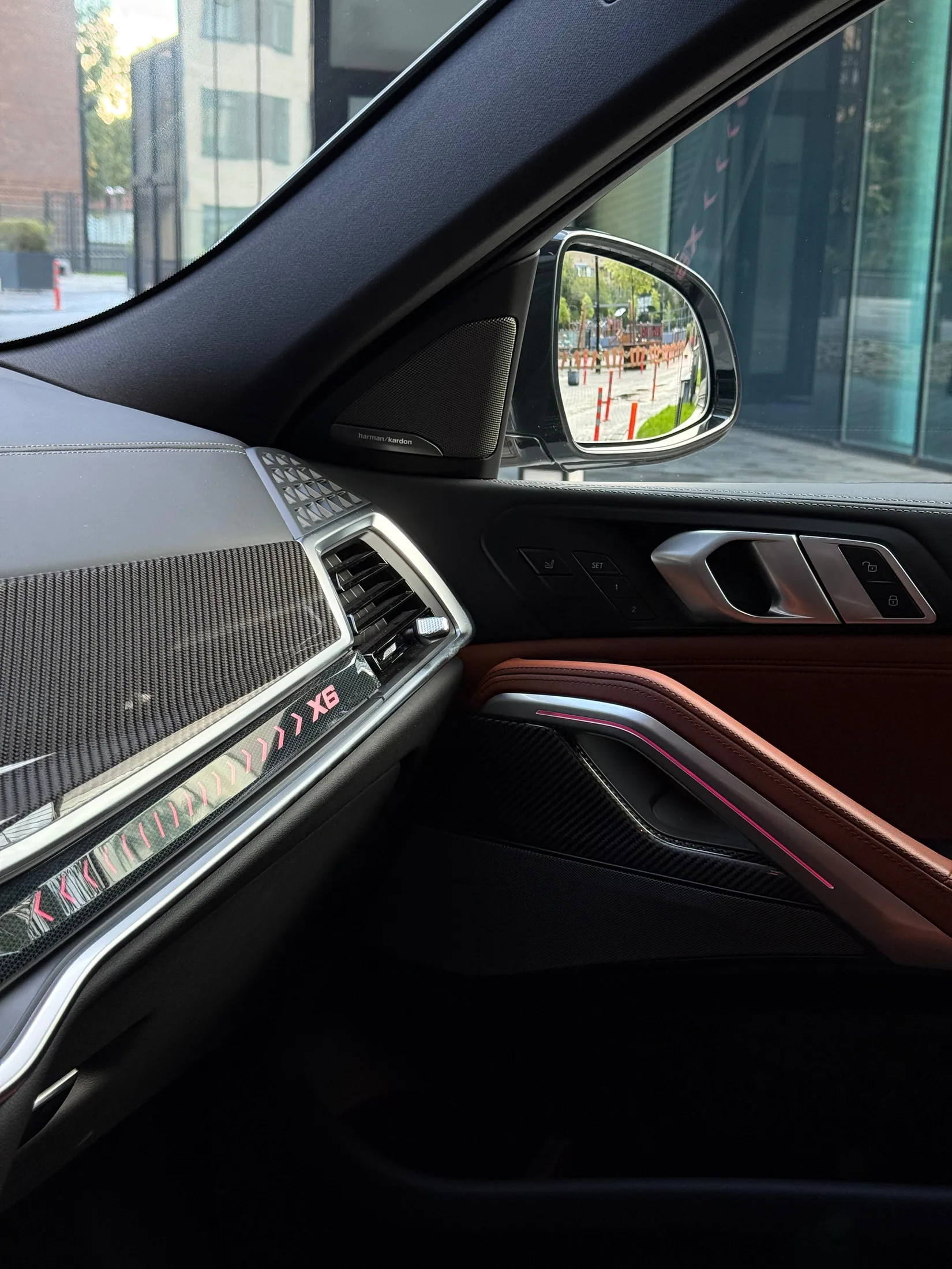 BMW X6 40d 2024 - фото 11