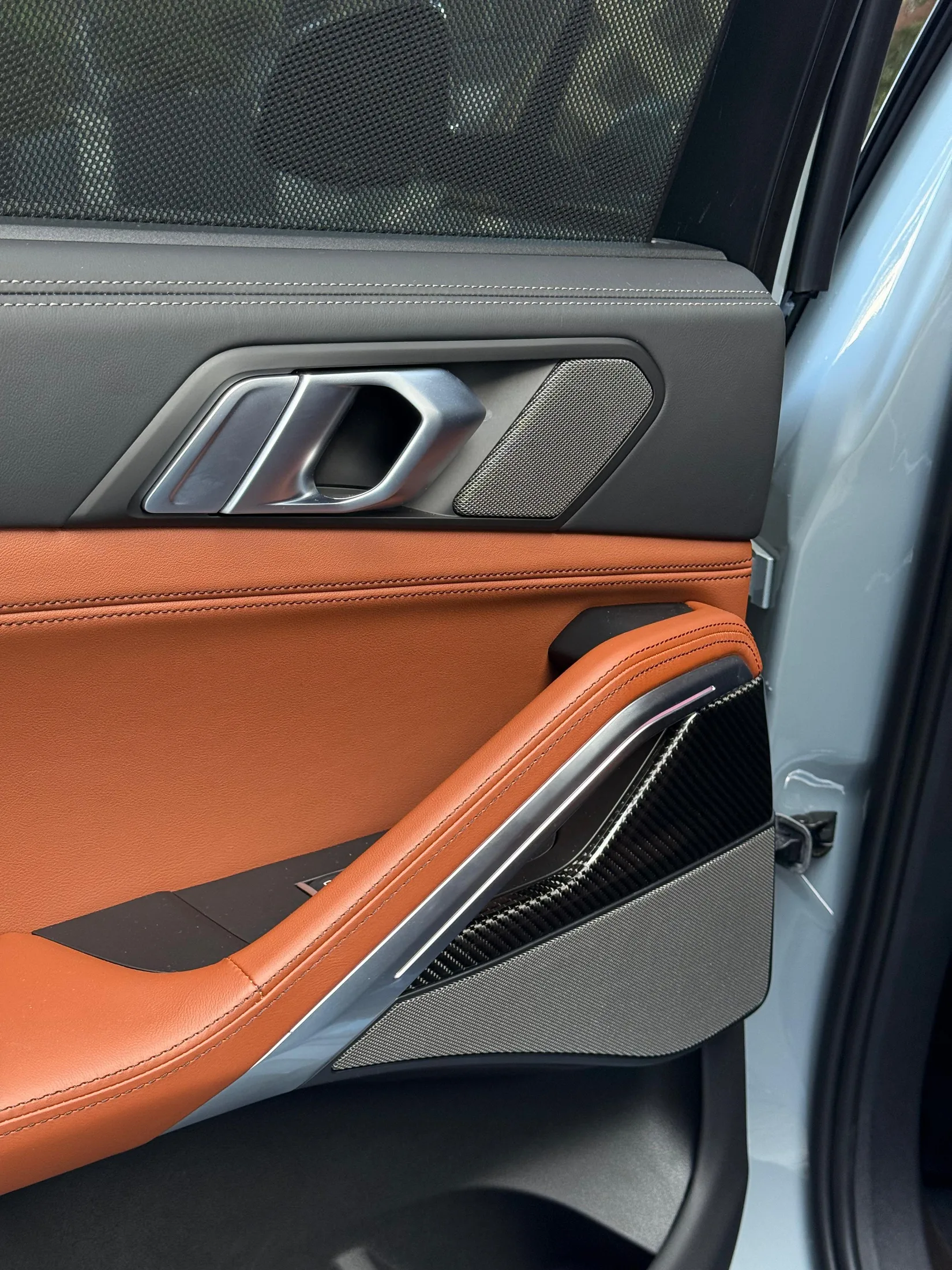 BMW X6 40d 2024 - фото 16