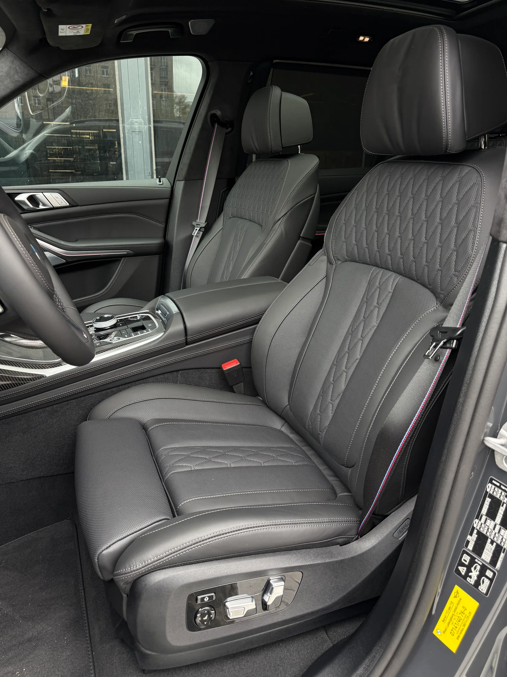 BMW X7 40d 2026 - фото 15