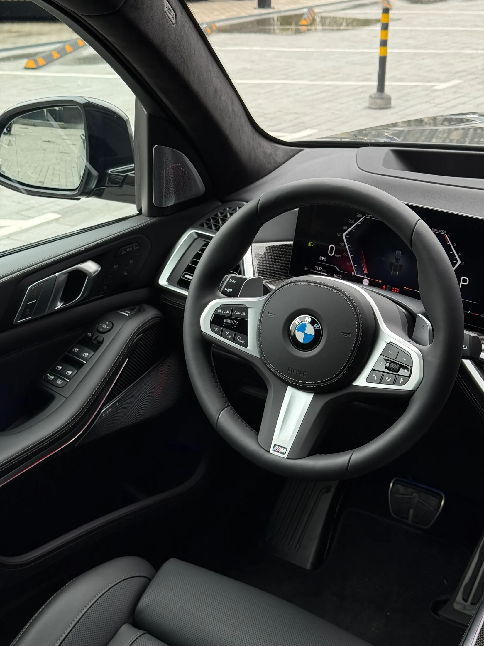BMW X7 40d 2026 - фото 16