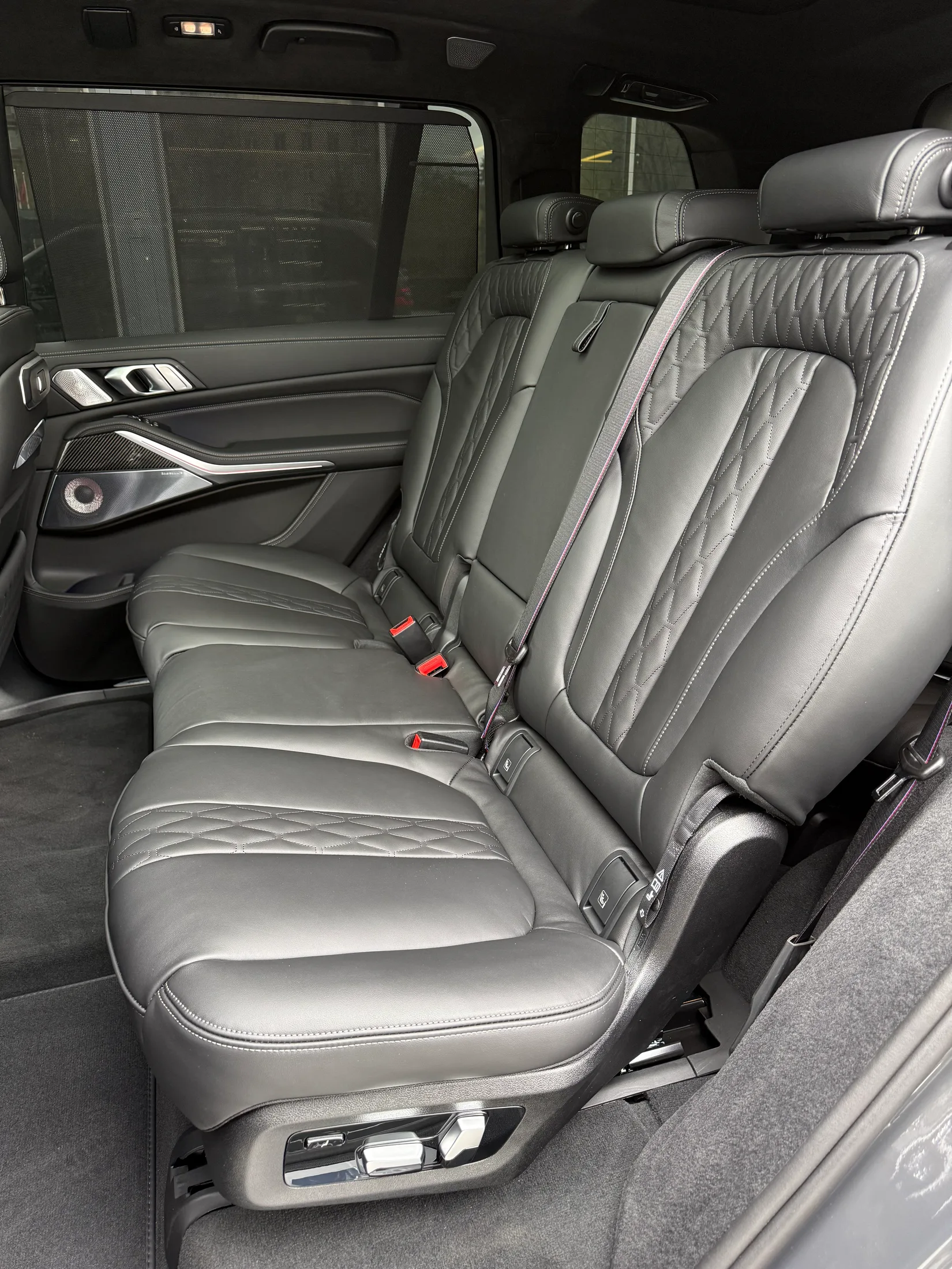 BMW X7 40d 2026 - фото 21