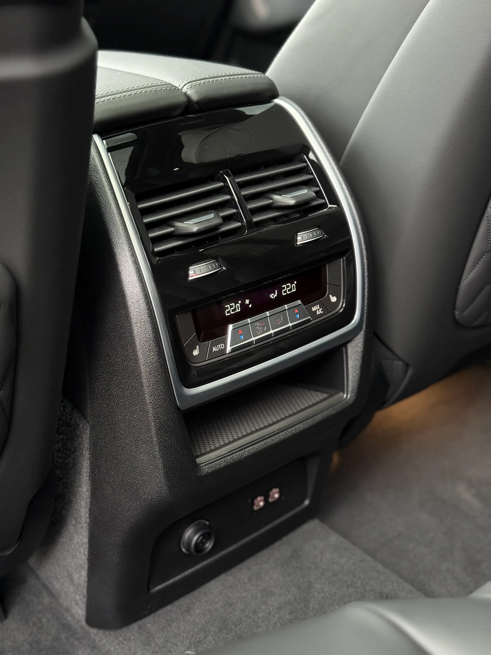 BMW X7 40d 2026 - фото 22