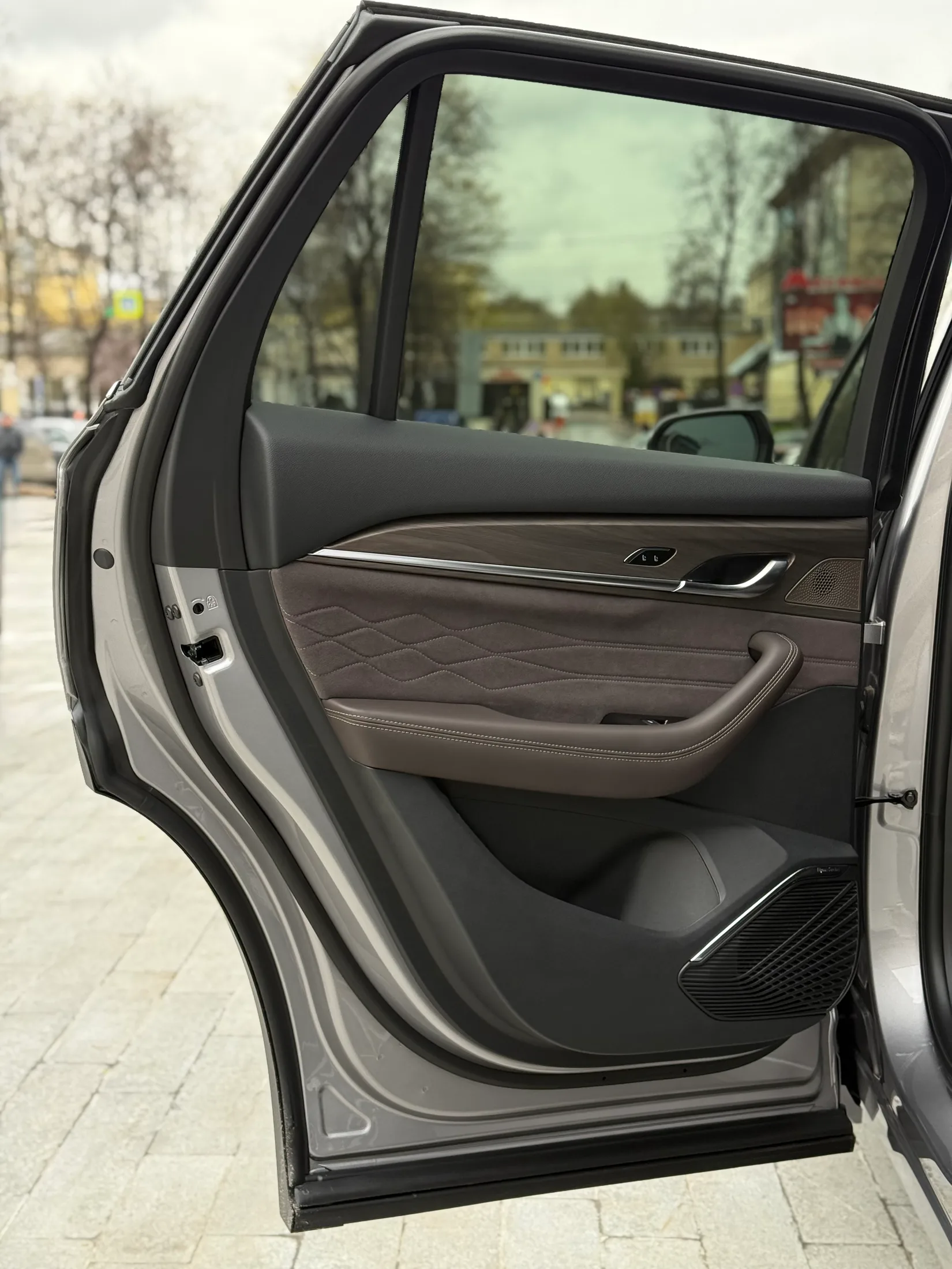 Geely Monjaro 2026 - фото 17