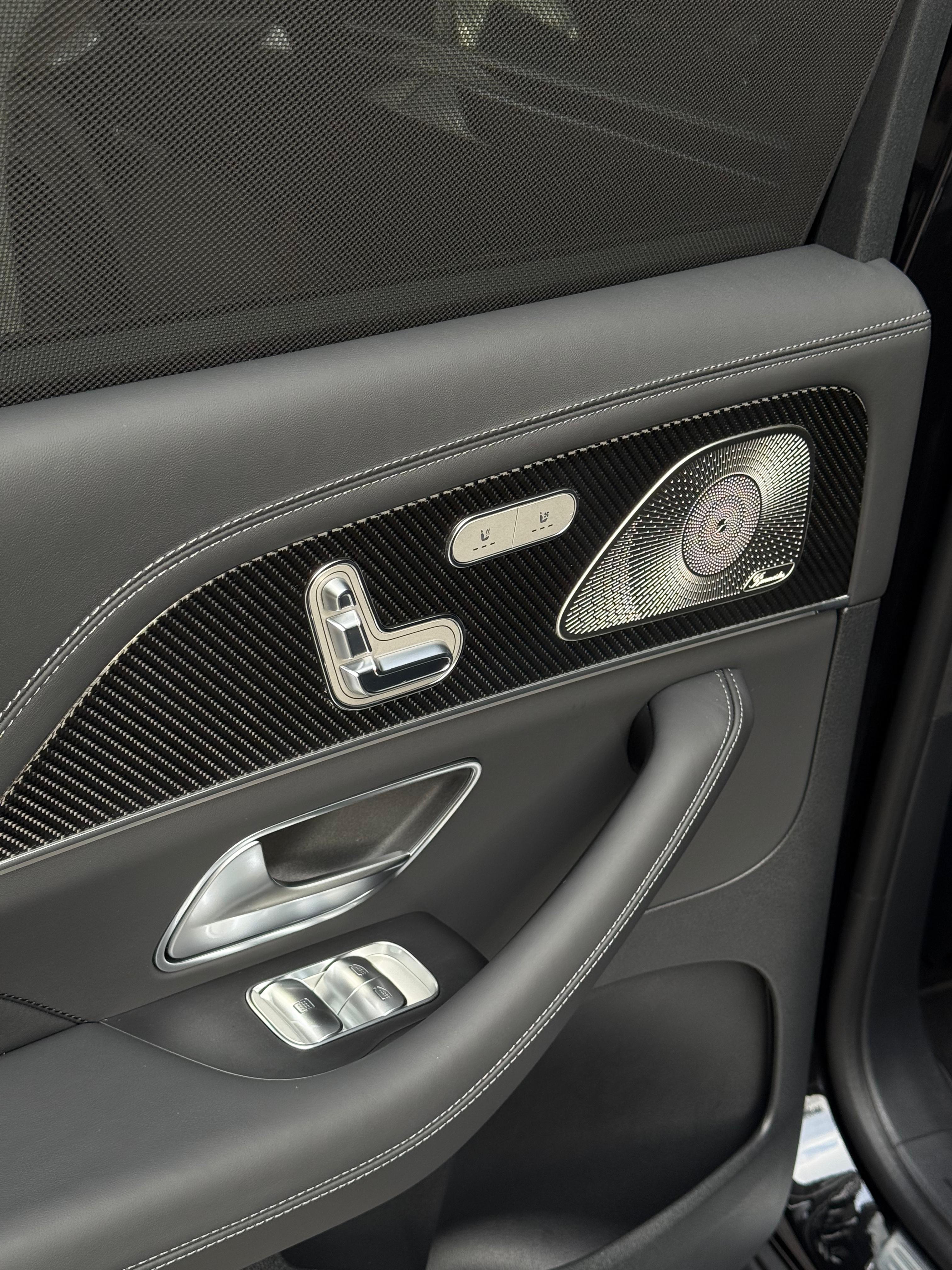 Mercedes-Benz GLS 63 AMG 2025 - фото 14