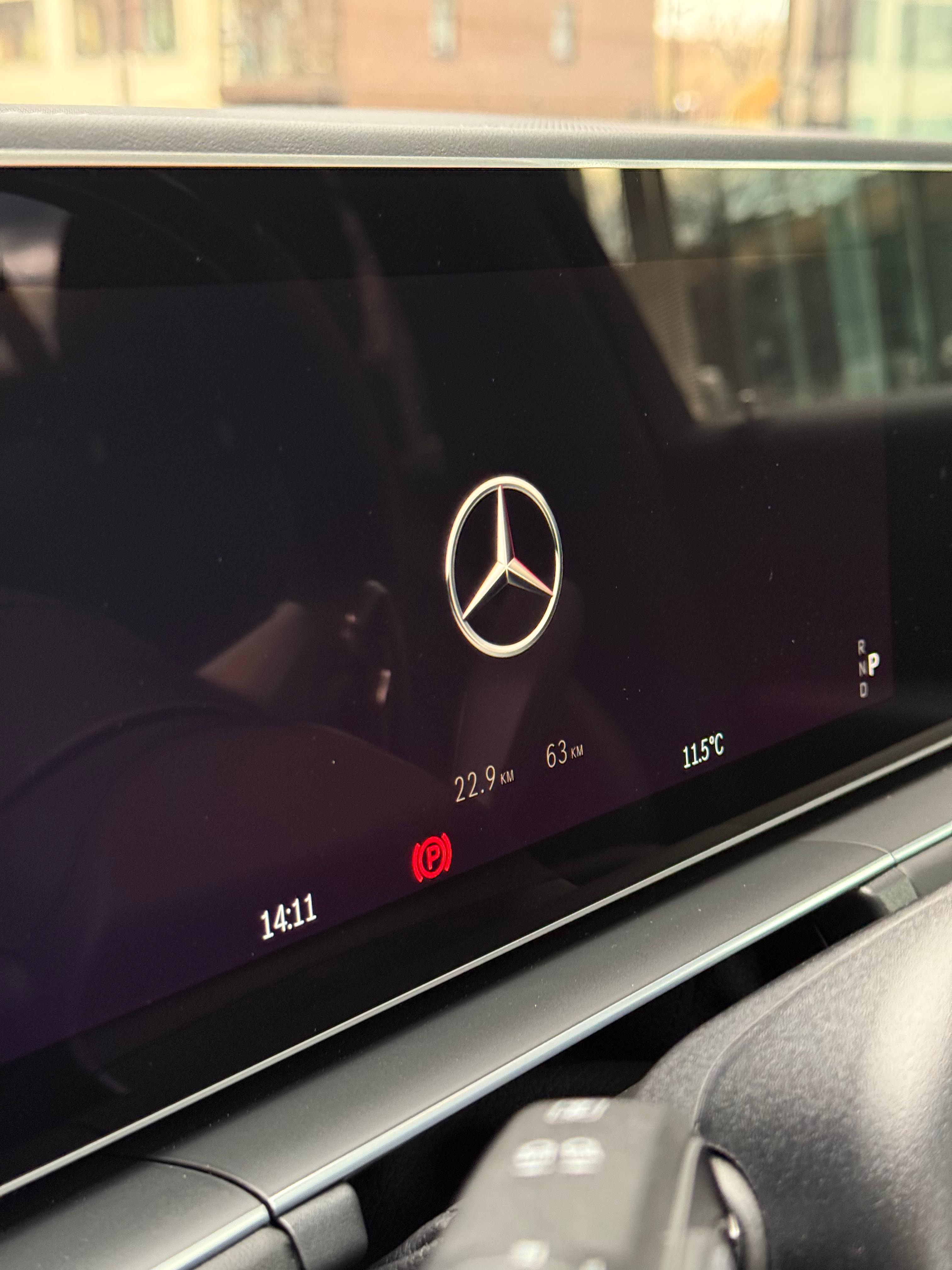 Mercedes-Benz GLS 63 AMG 2025 - фото 20