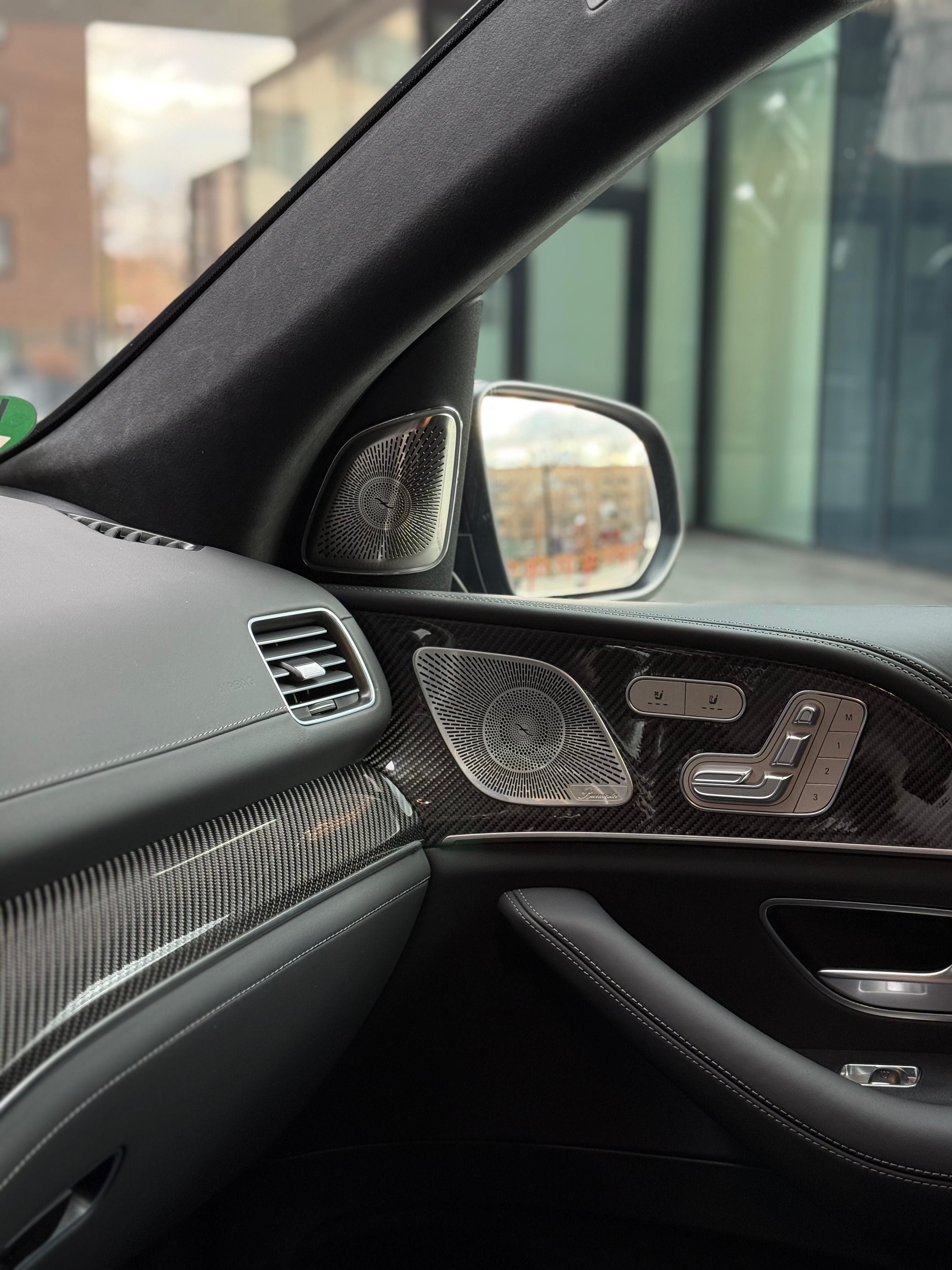 Mercedes-Benz GLS 63 AMG 2025 - фото 30