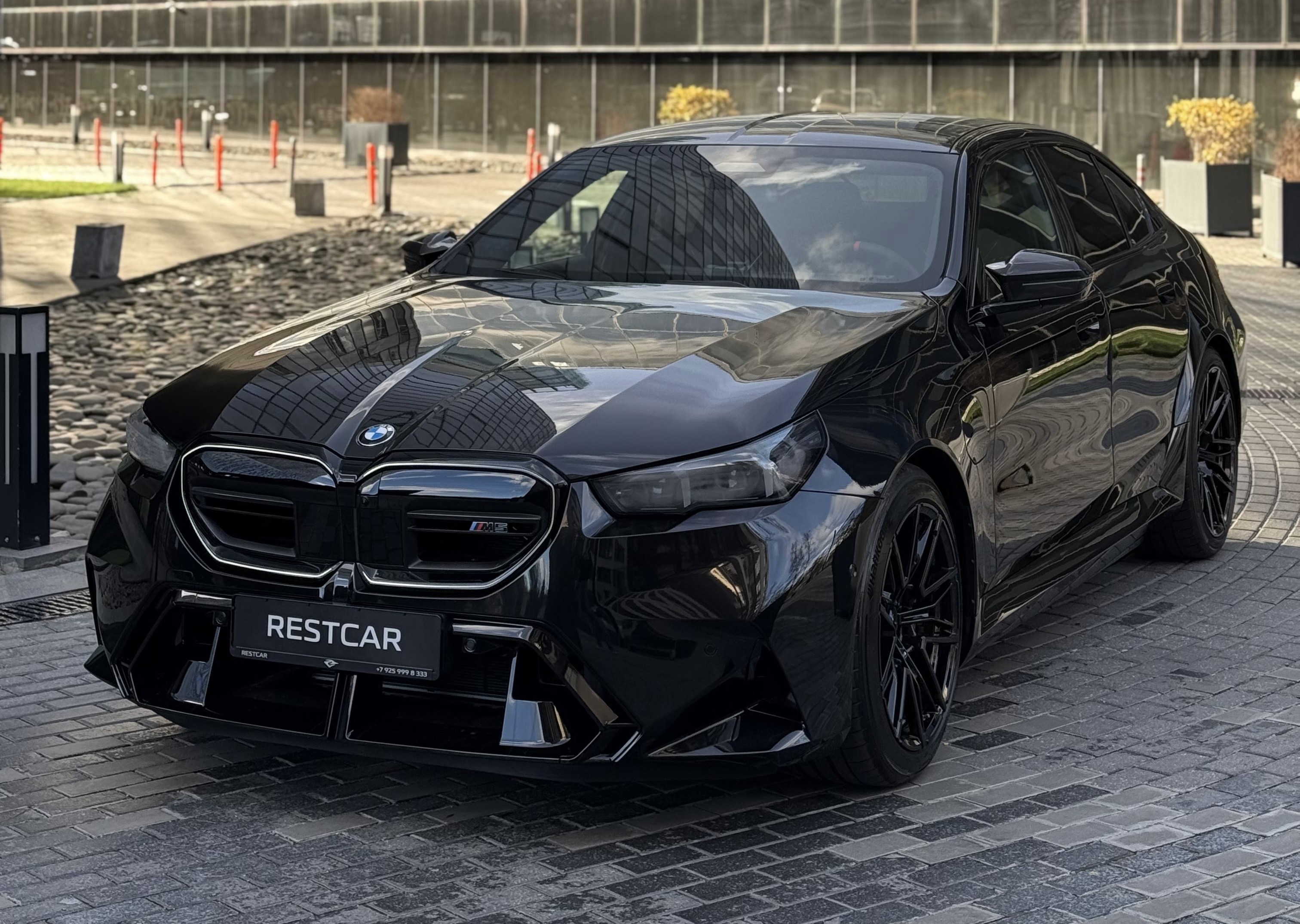 BMW M5 G90 2025