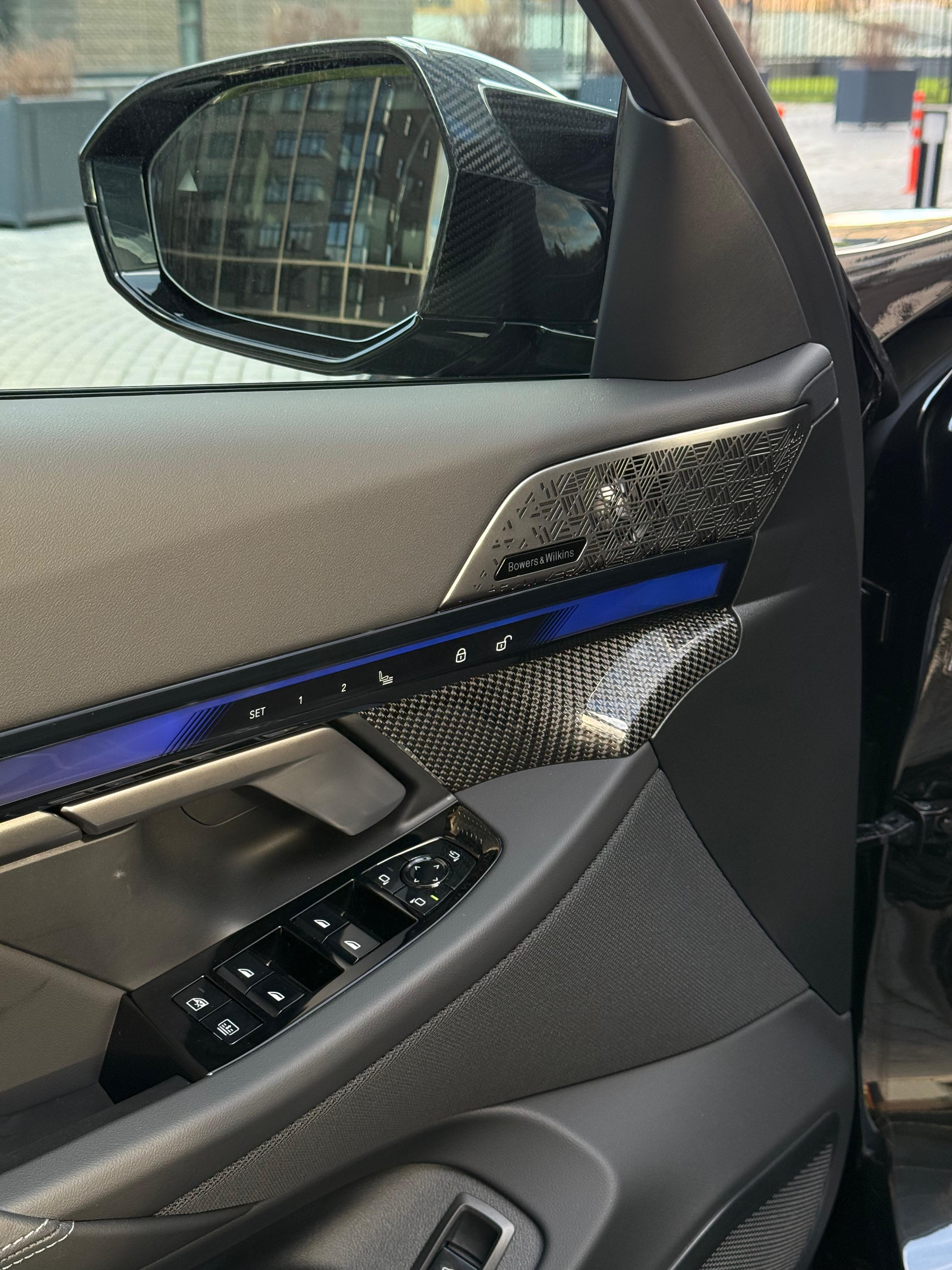 BMW M5 G90 2025 - фото 7