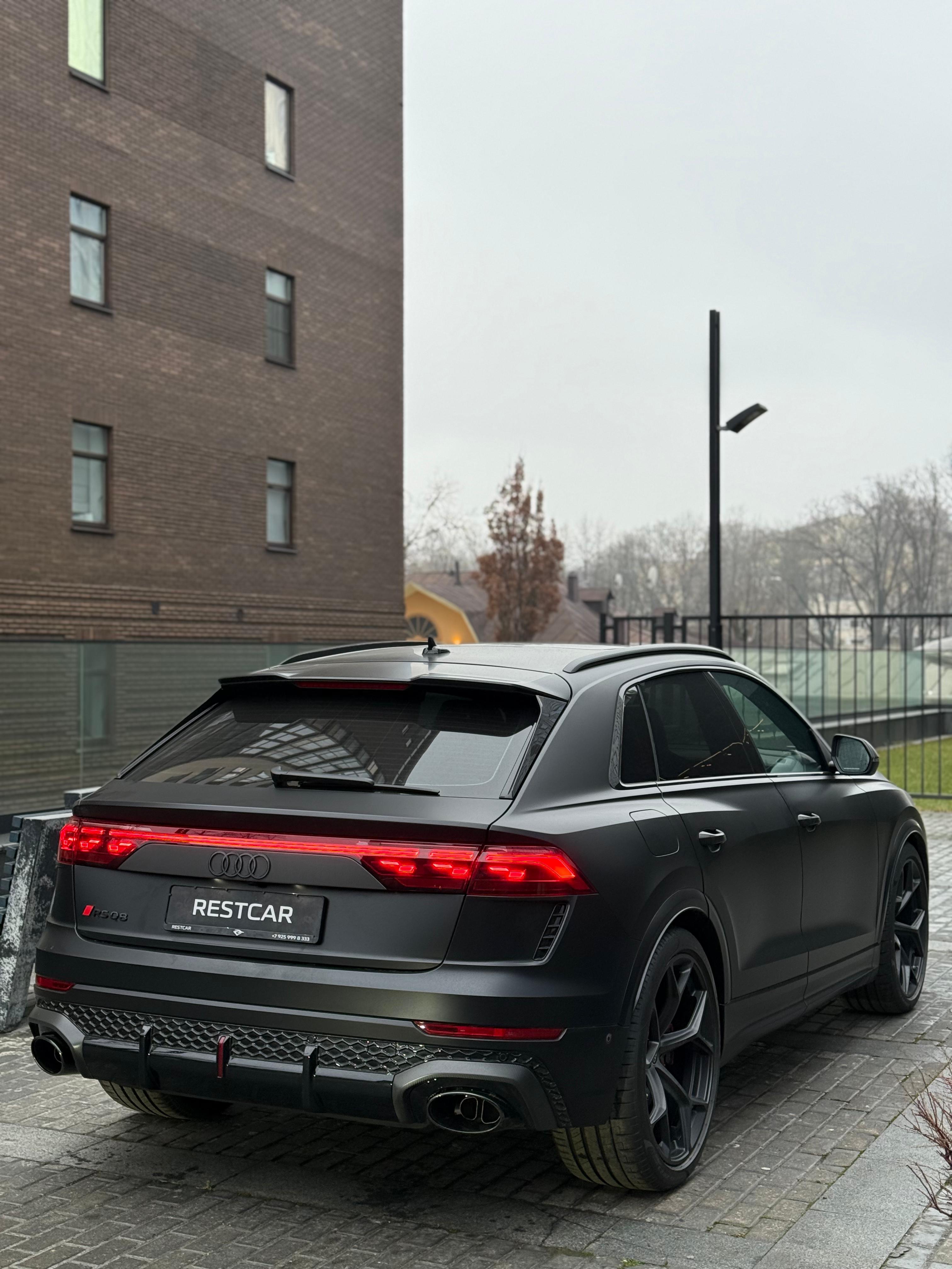 Audi RS Q8 2025 - фото 5