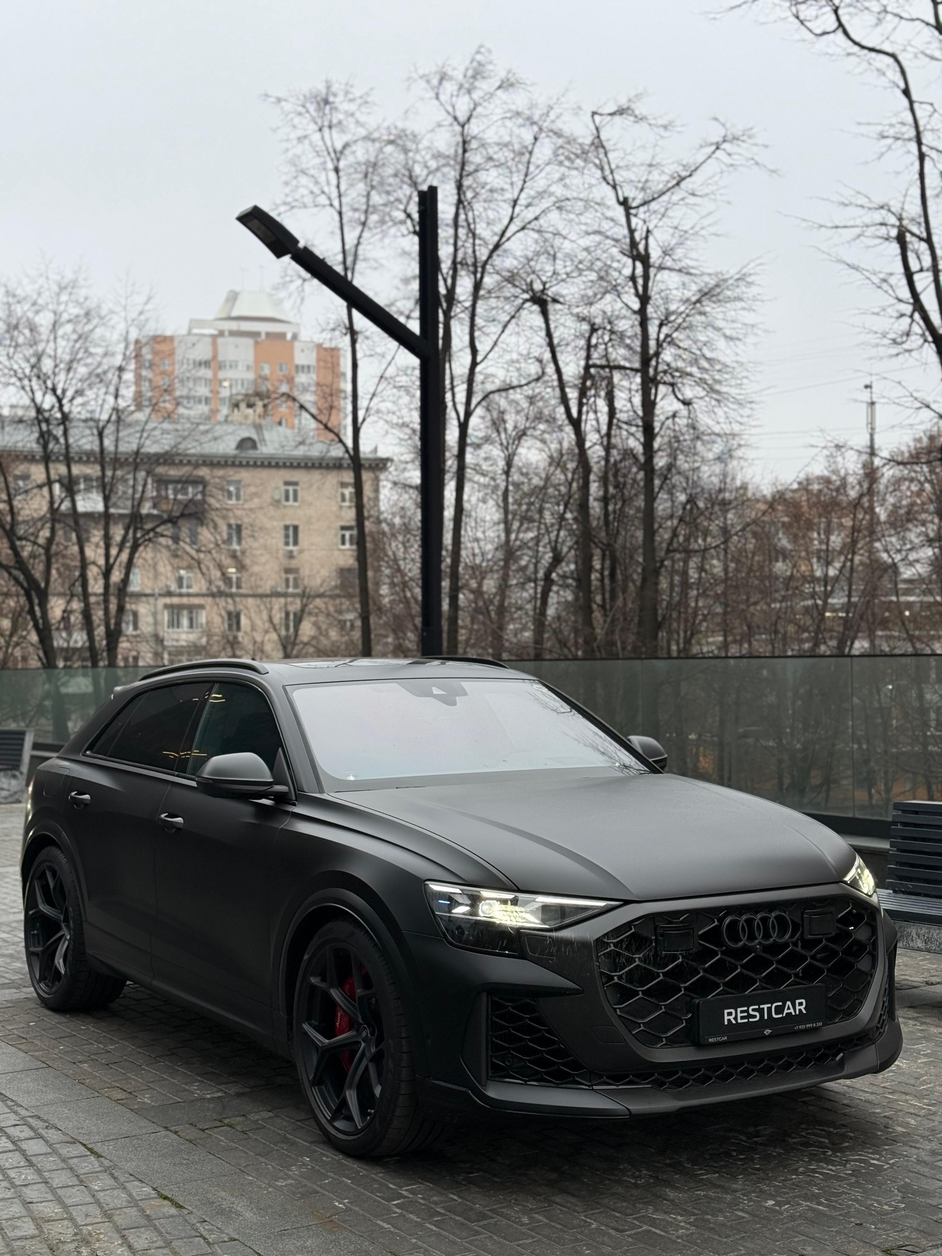 Audi RS Q8 2025 - фото 8