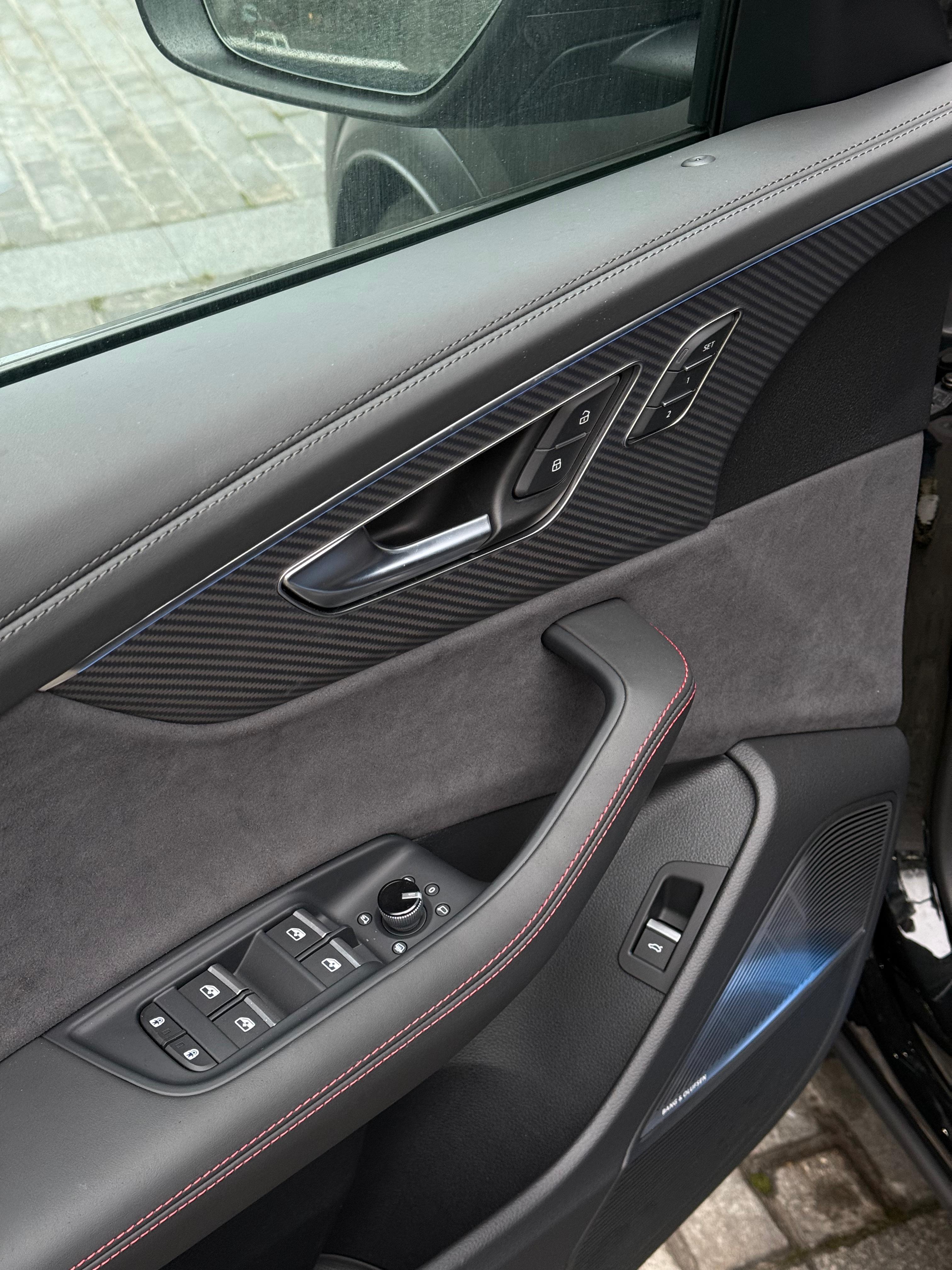 Audi RS Q8 2025 - фото 13