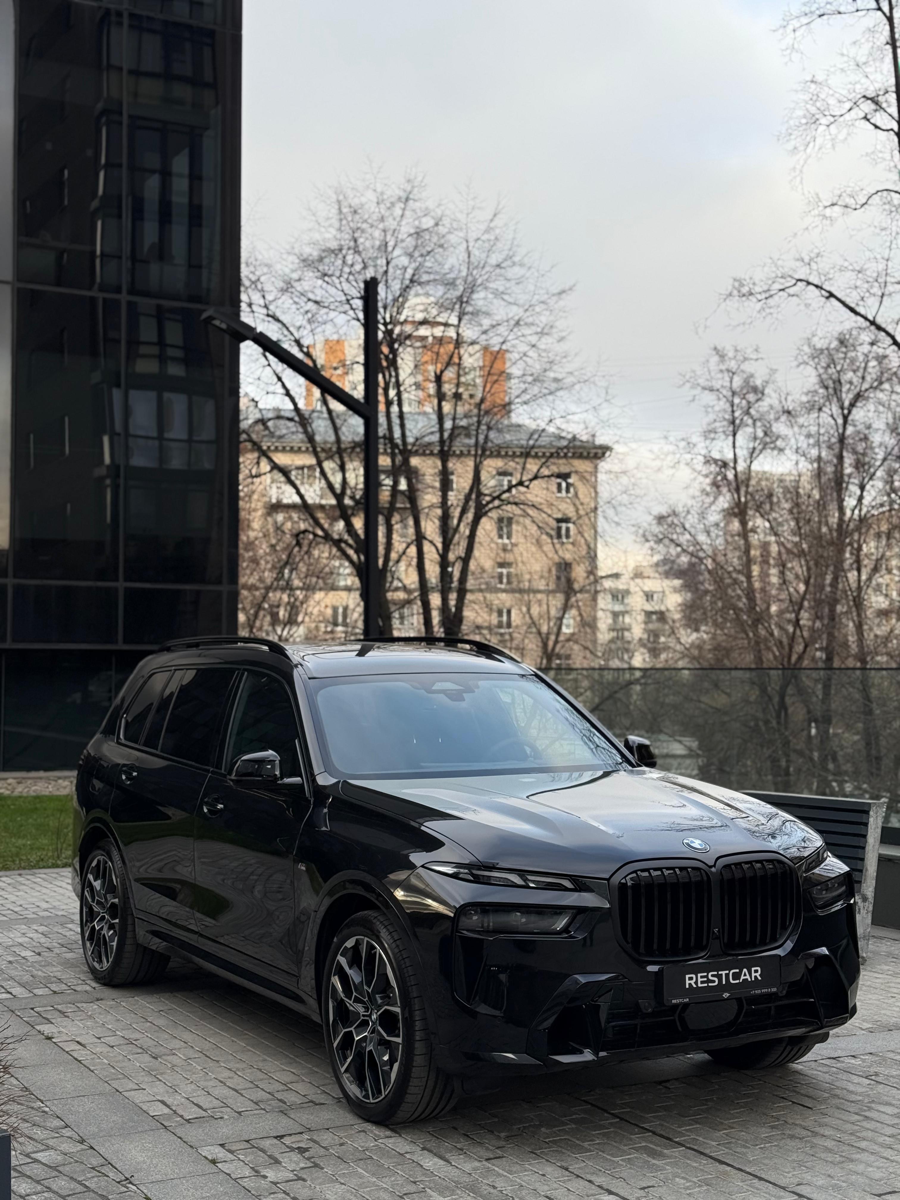 BMW X7 M60i 2025 - фото 7