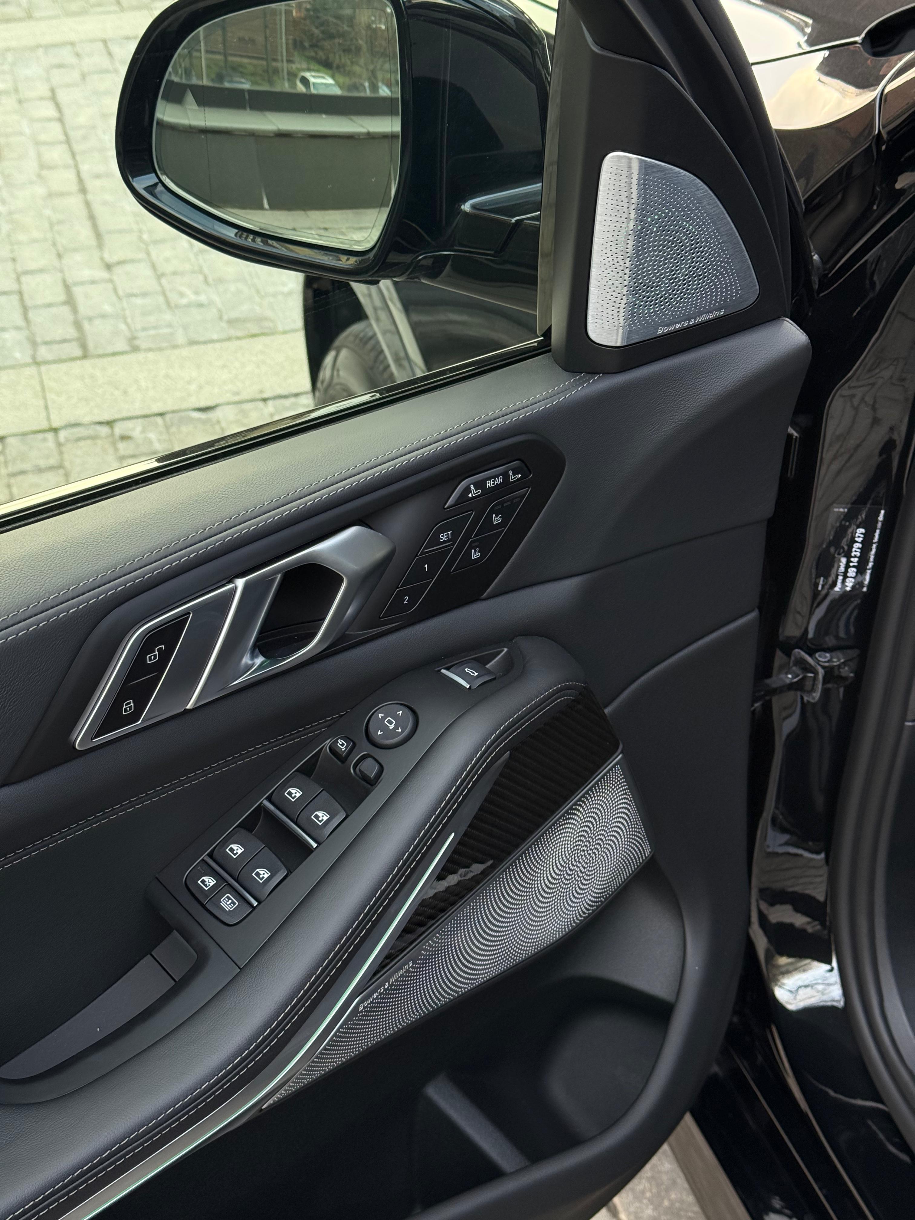 BMW X7 40d 2026 - фото 19