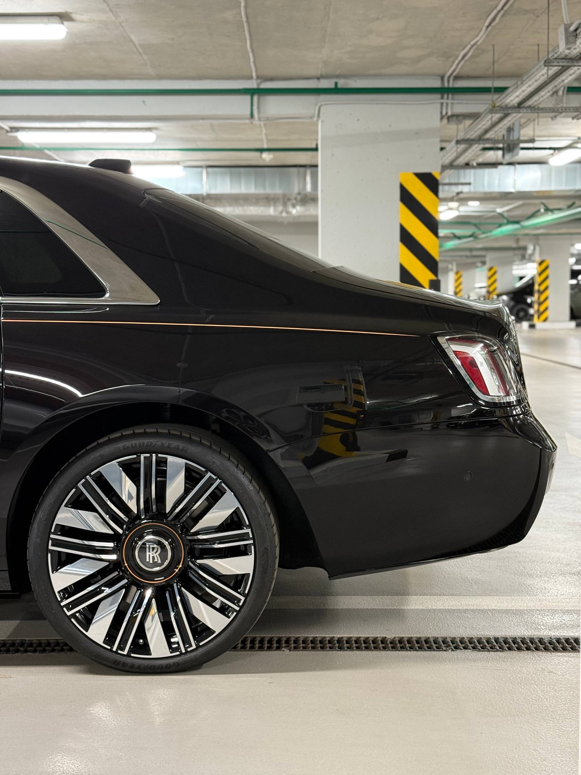 Rolls-Royce Ghost 2026 - фото 8