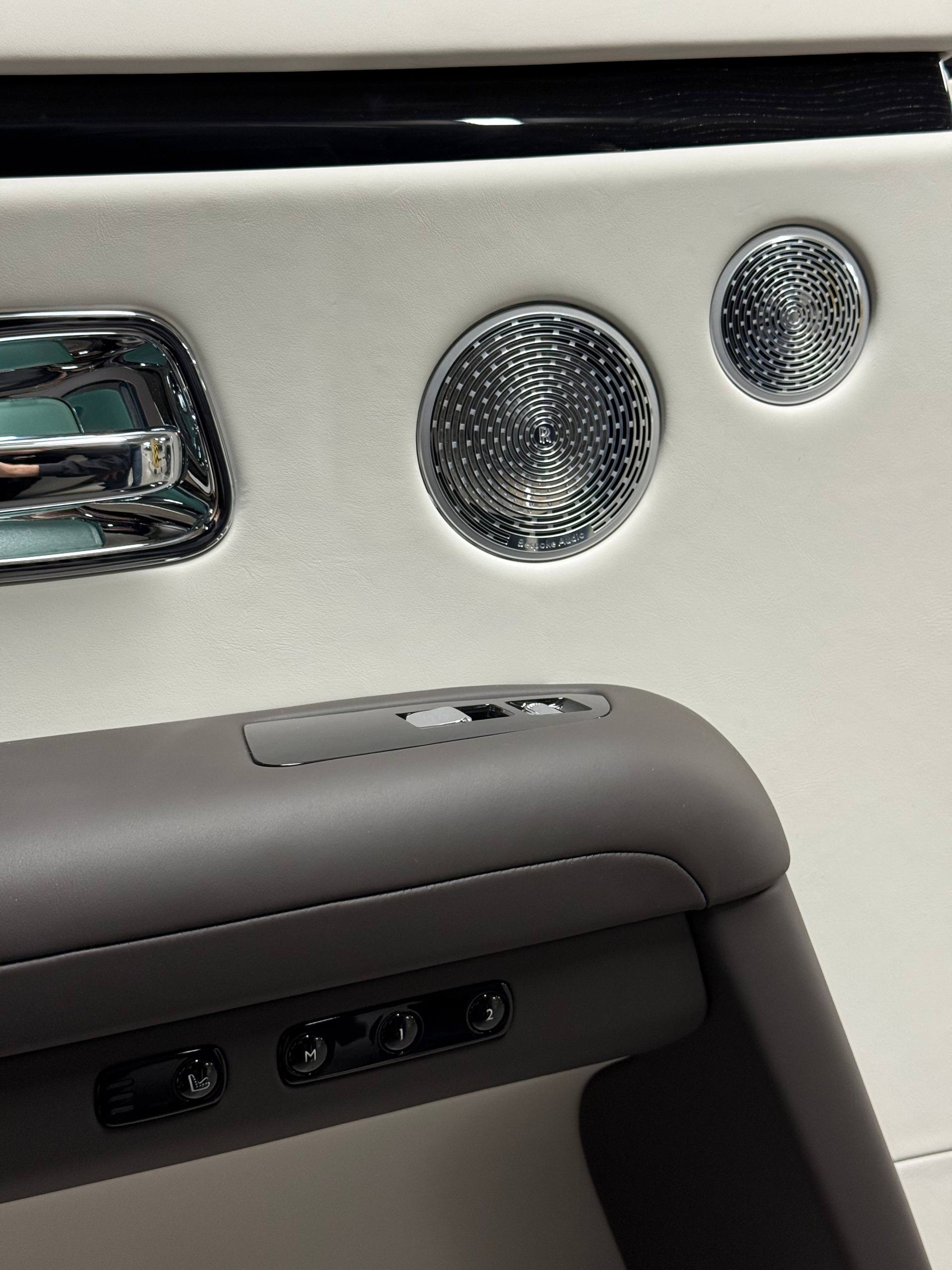 Rolls-Royce Ghost 2026 - фото 19