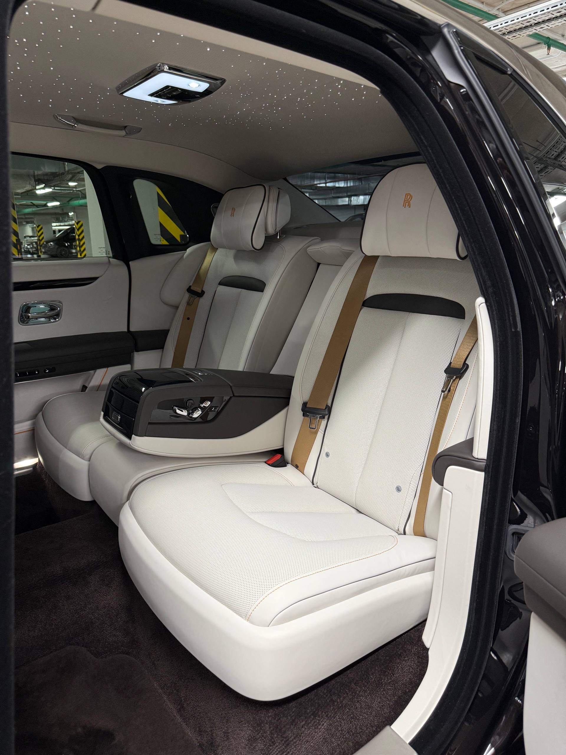 Rolls-Royce Ghost 2026 - фото 20
