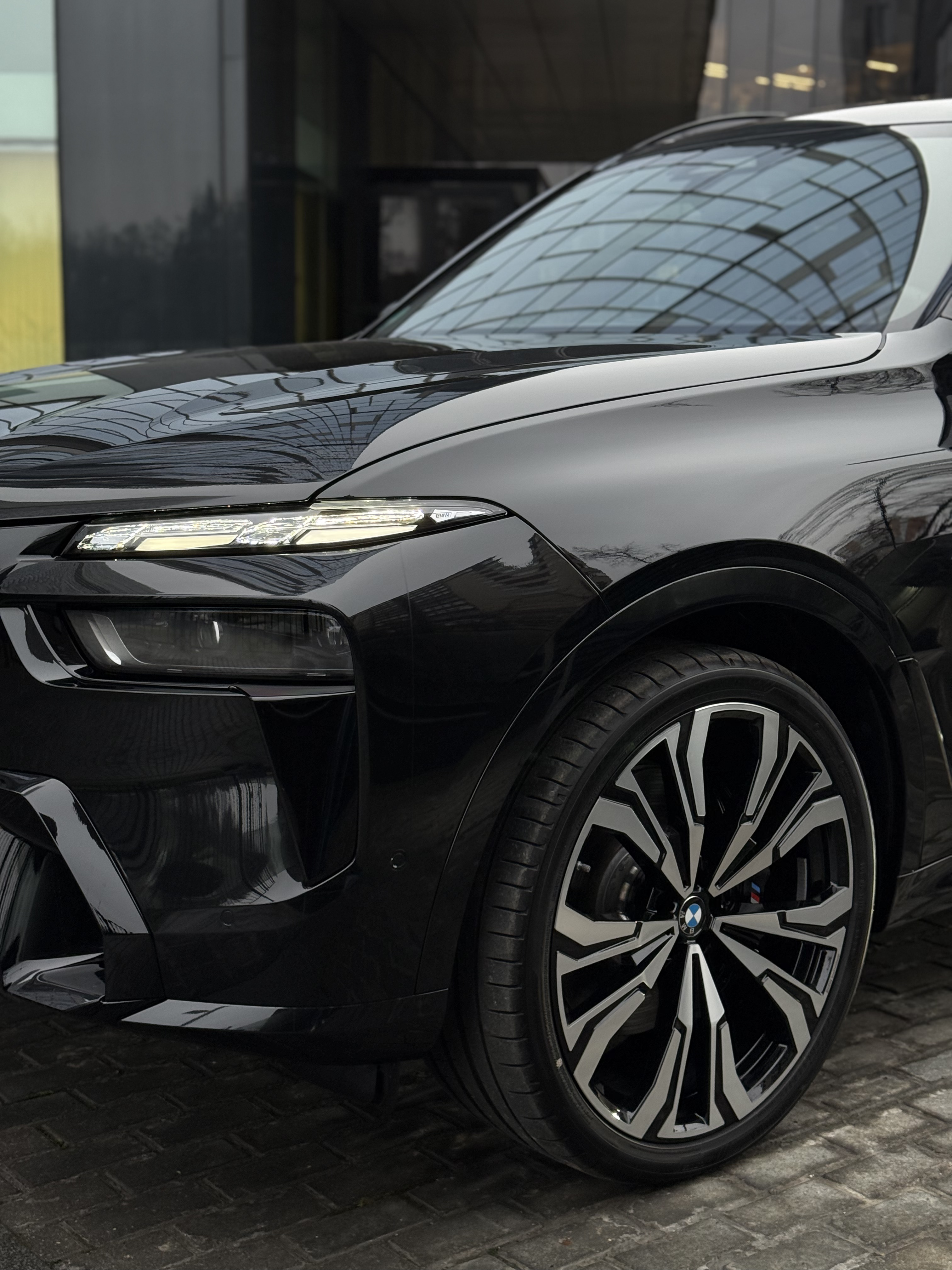 BMW X7 40d 2026 - фото 8