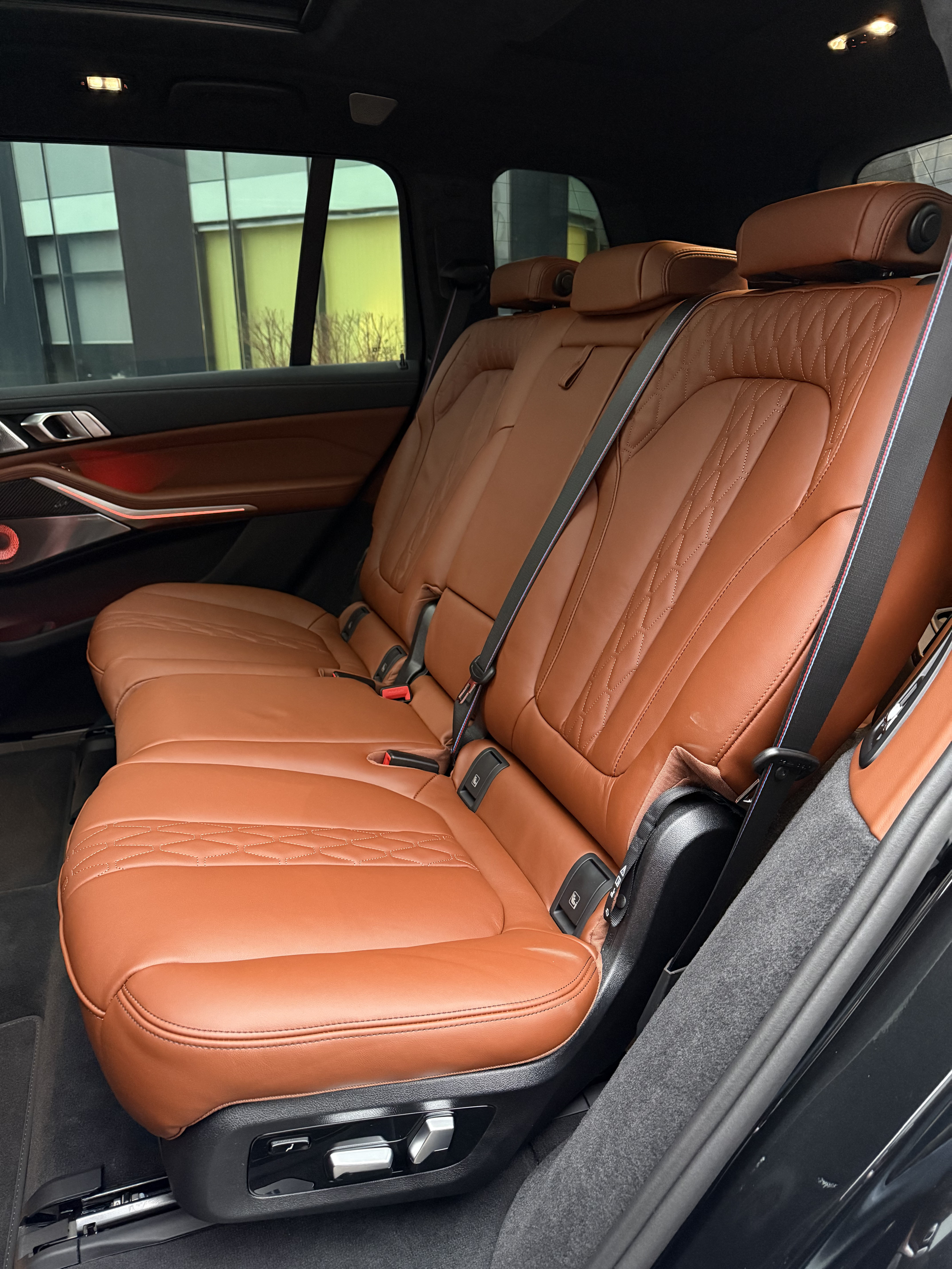 BMW X7 40d 2026 - фото 25