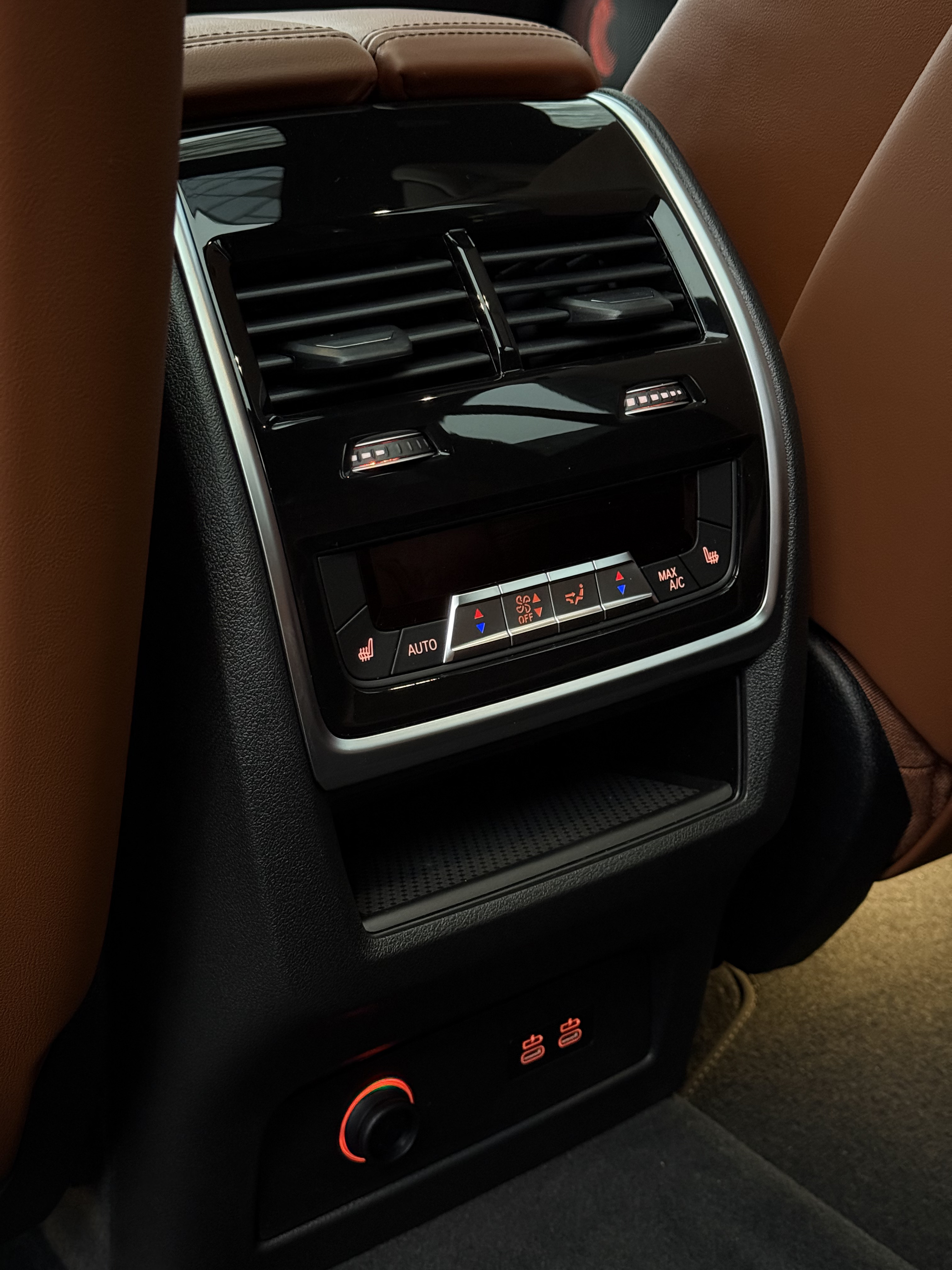 BMW X7 40d 2026 - фото 27