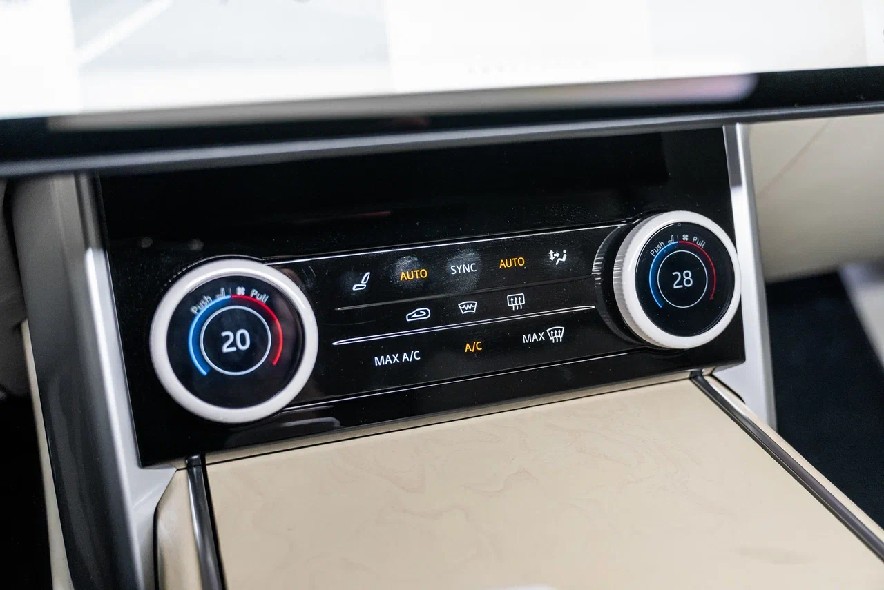Range Rover SV Long (LWB) P530 2024 - фото 22