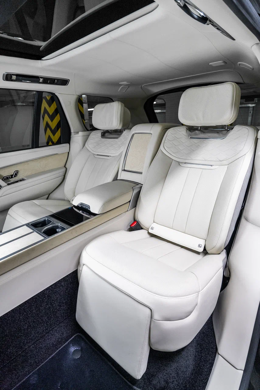 Range Rover SV Long (LWB) P530 2024 - фото 28