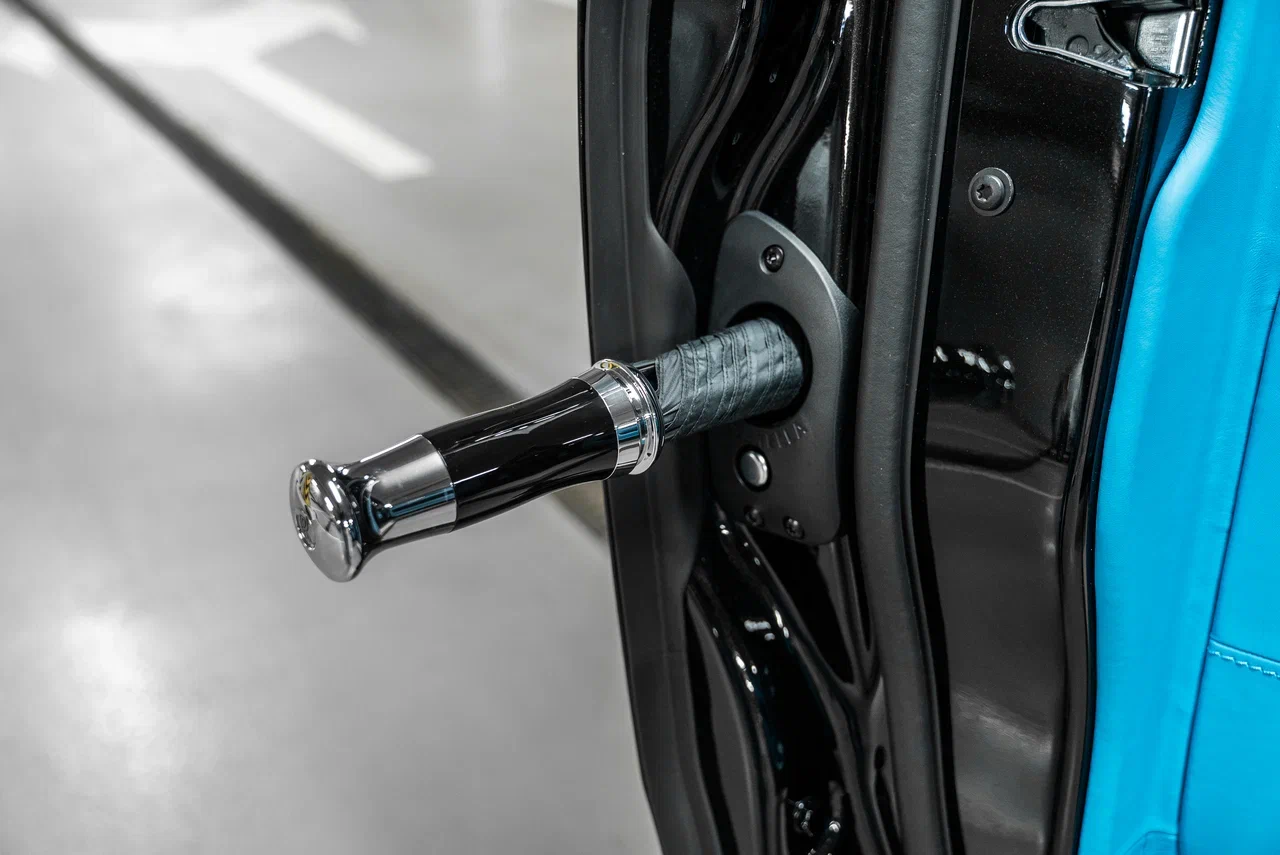 Rolls-Royce Cullinan Black Badge 2025 - фото 12